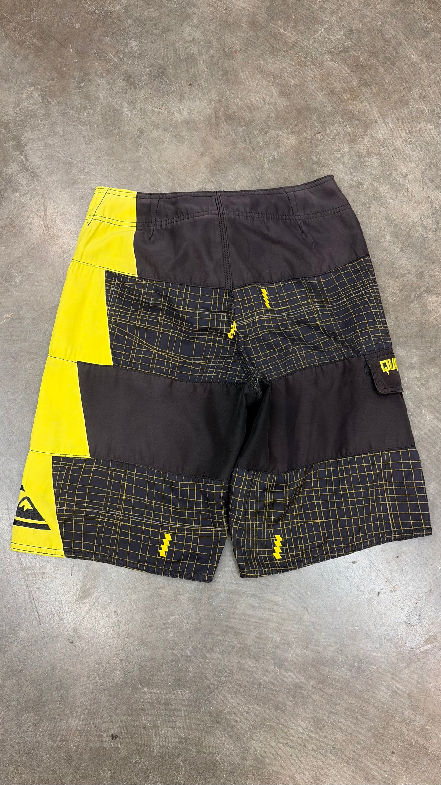 2000s Quiksilver Boardies Size 29”