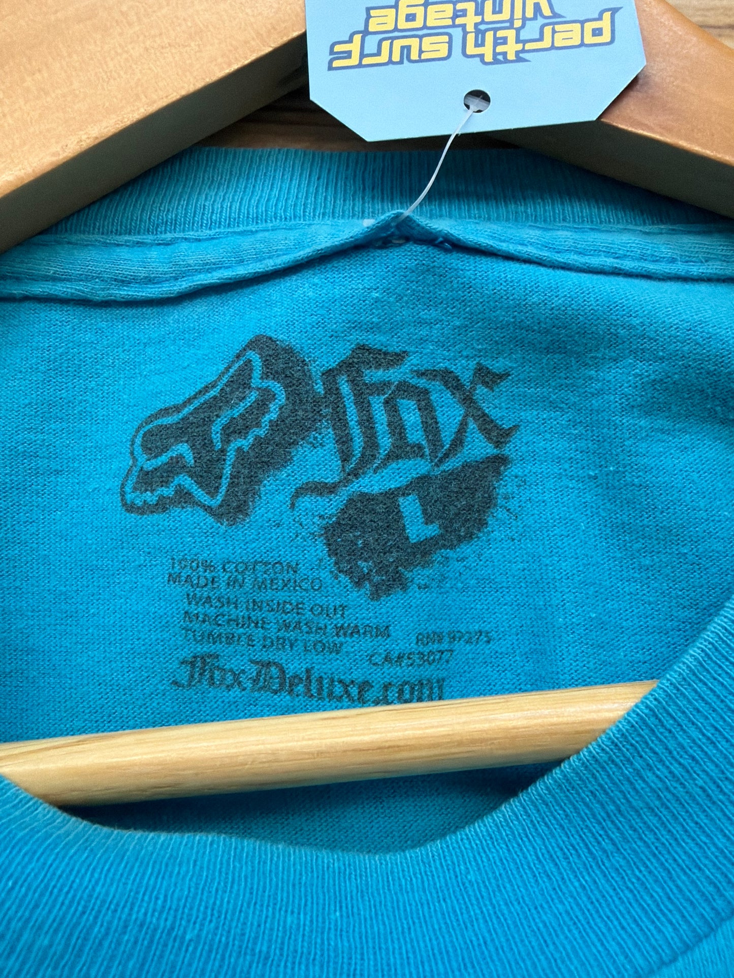 2000s Fox T-Shirt Medium