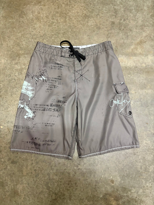 2000s Oakley Boardies Size W36”