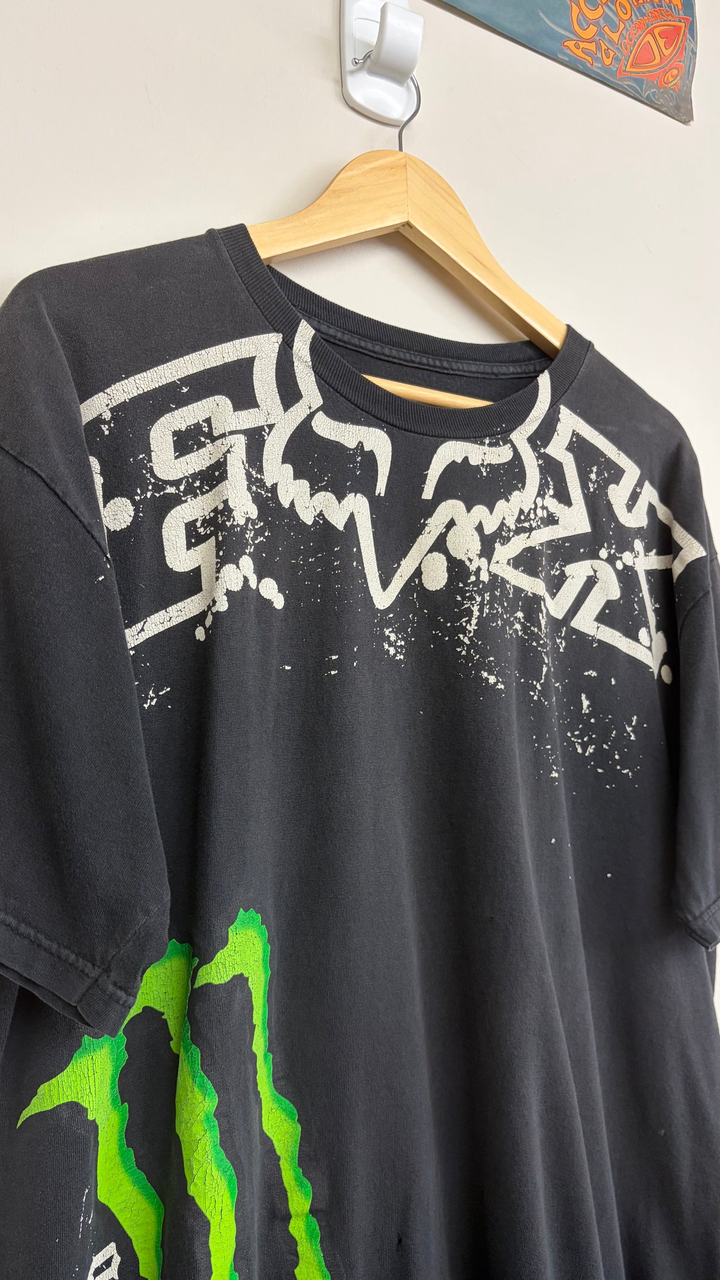 2000s Monster x Fox T-Shirt Large