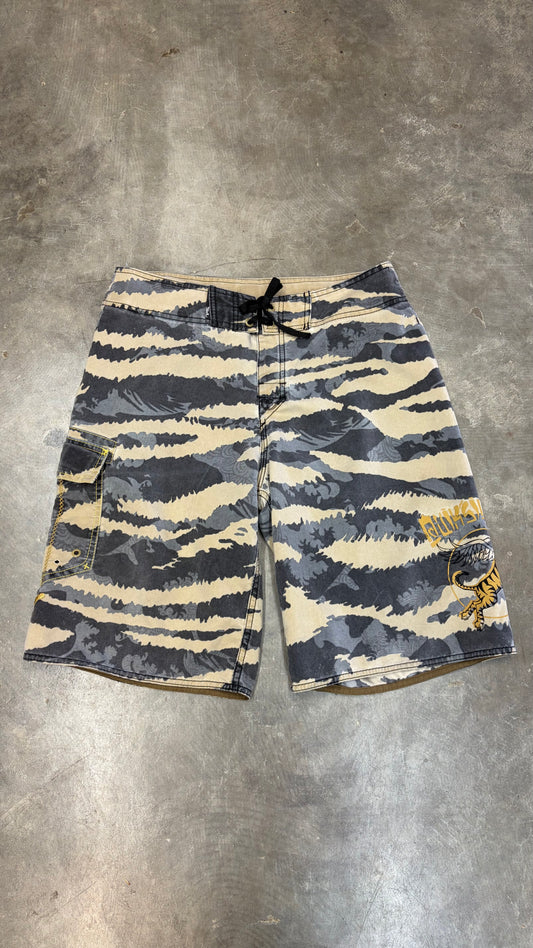 2000s Quiksilver Boardies Size 33”
