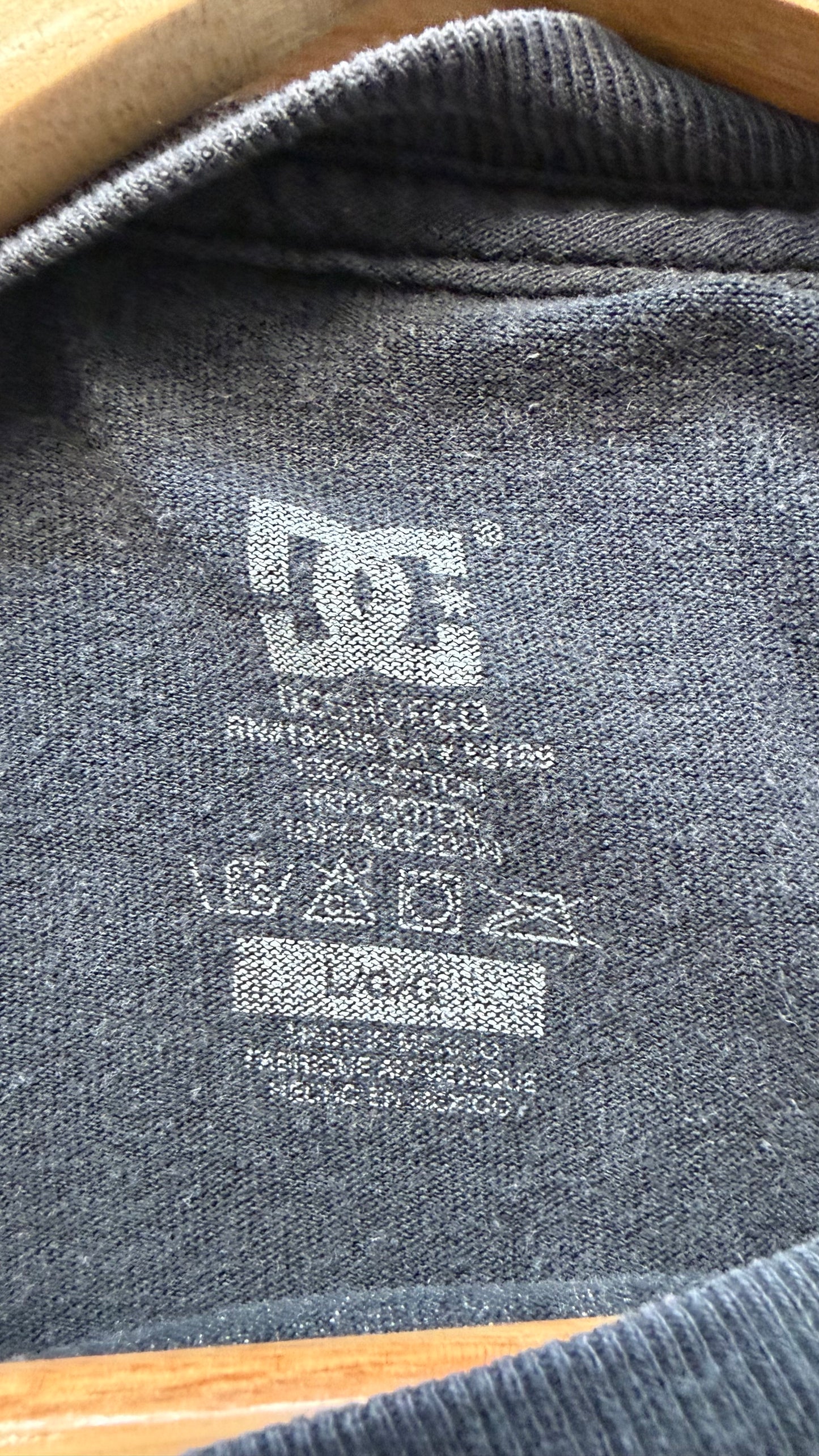 2000s DC T-Shirt Large