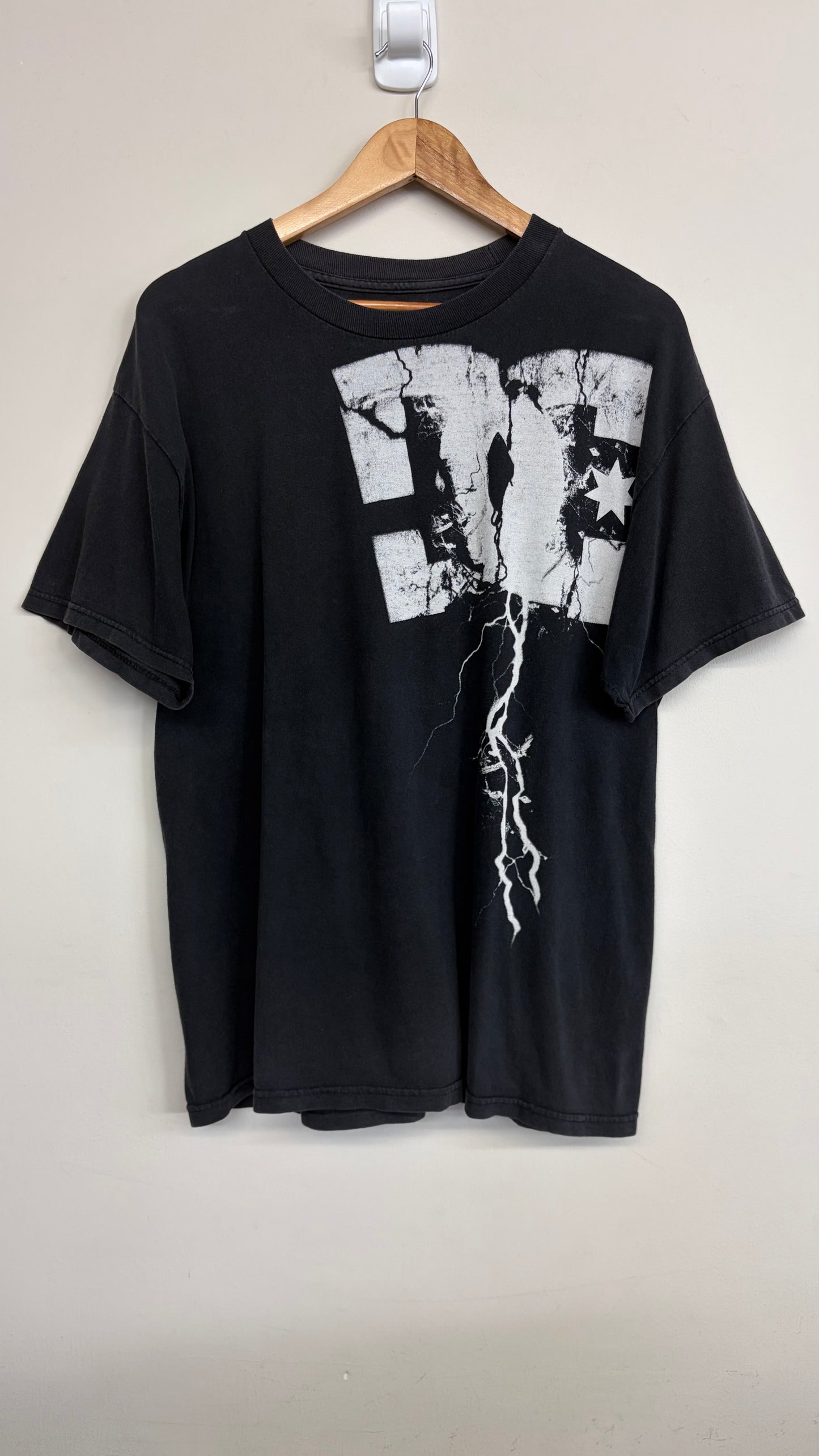2000s DC T-Shirt Large