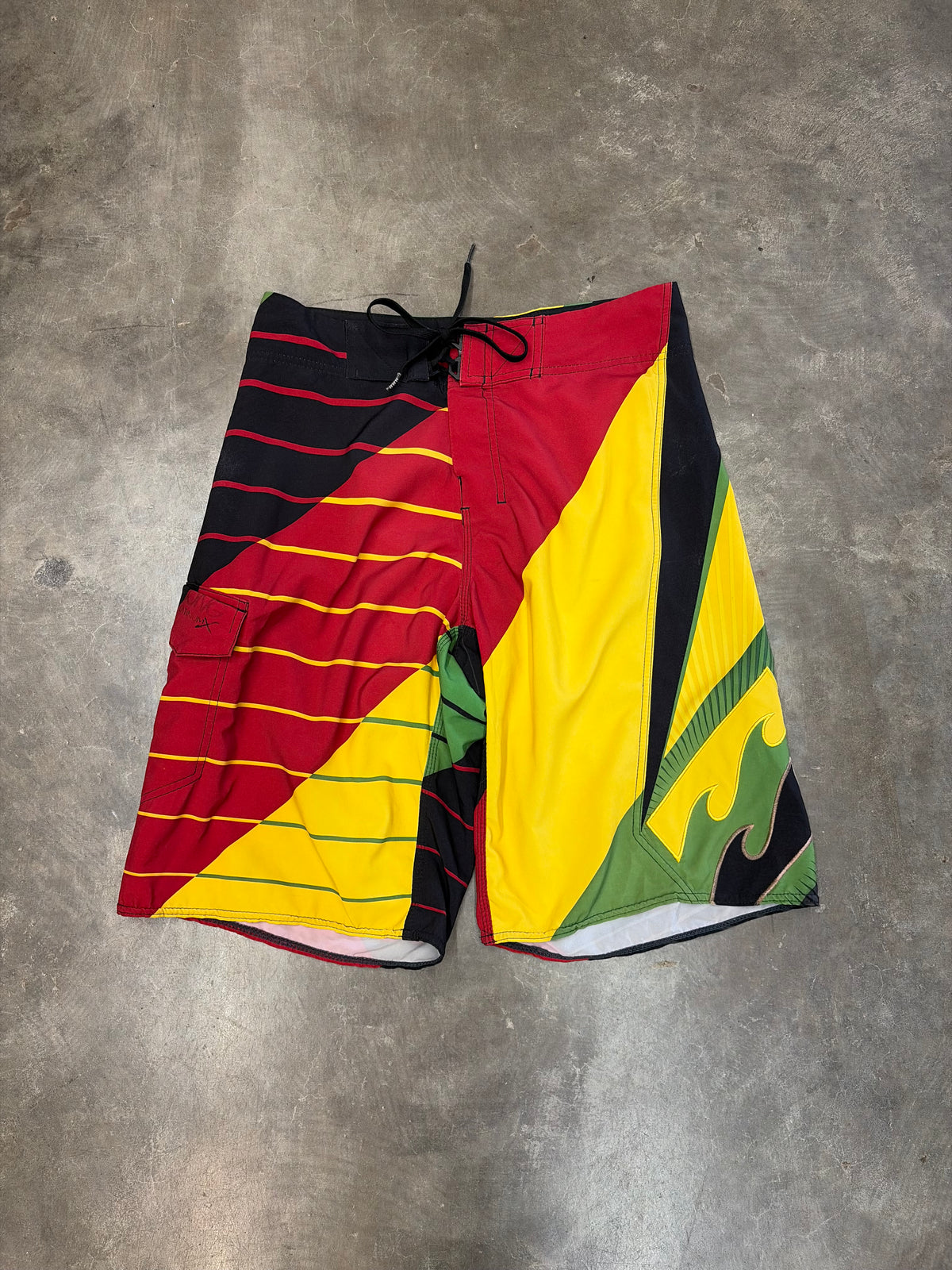 2000s Billabong Boardies Size W30” (S)