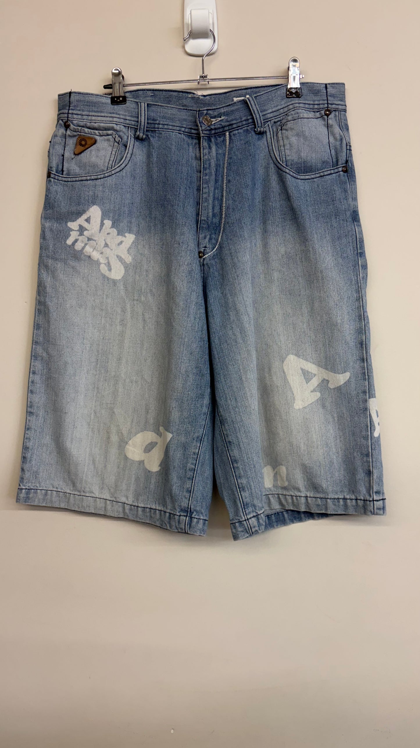 2000s Akademiks Shorts Size M (W34)