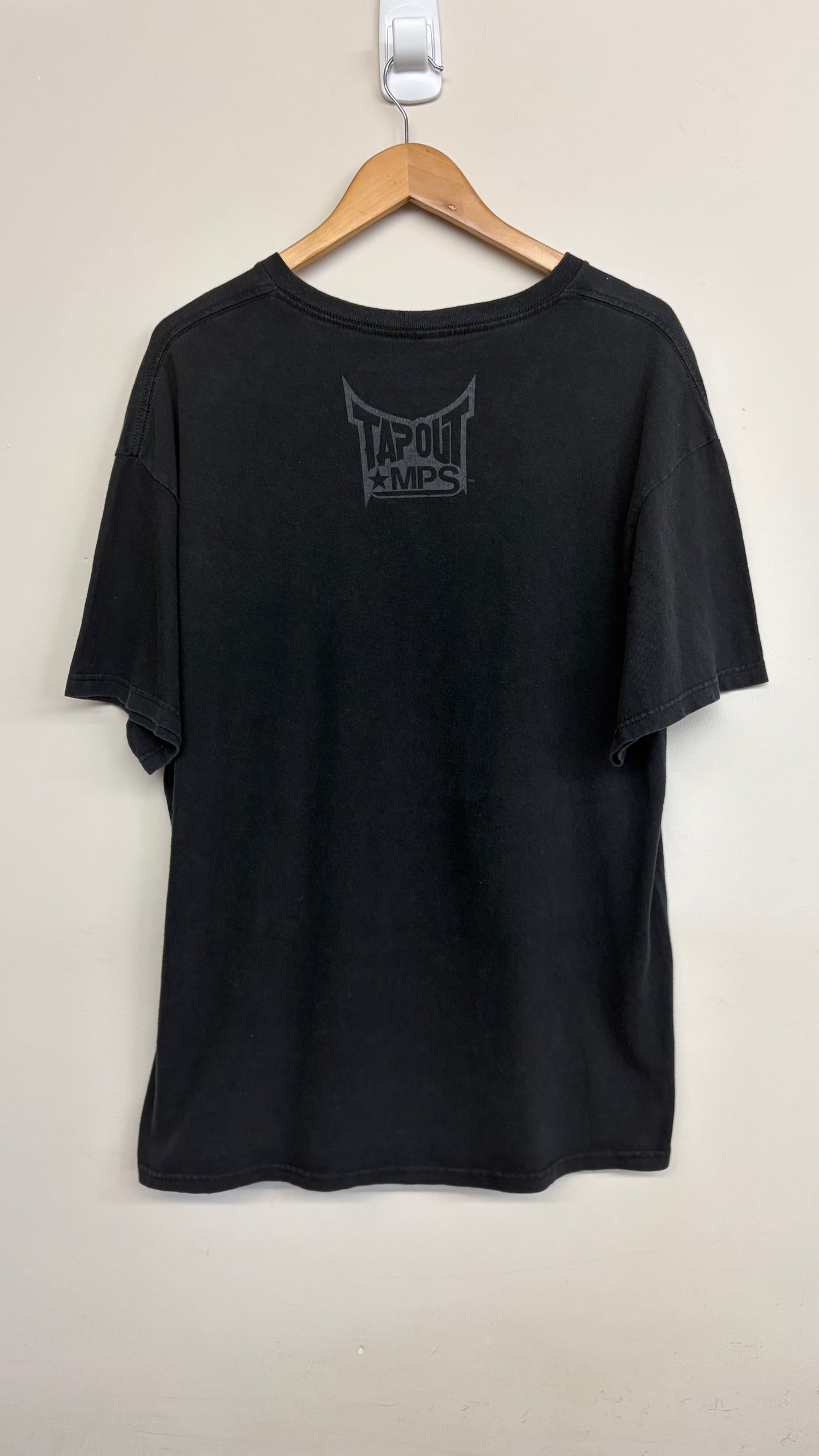 2000s Tapout T-Shirt Large