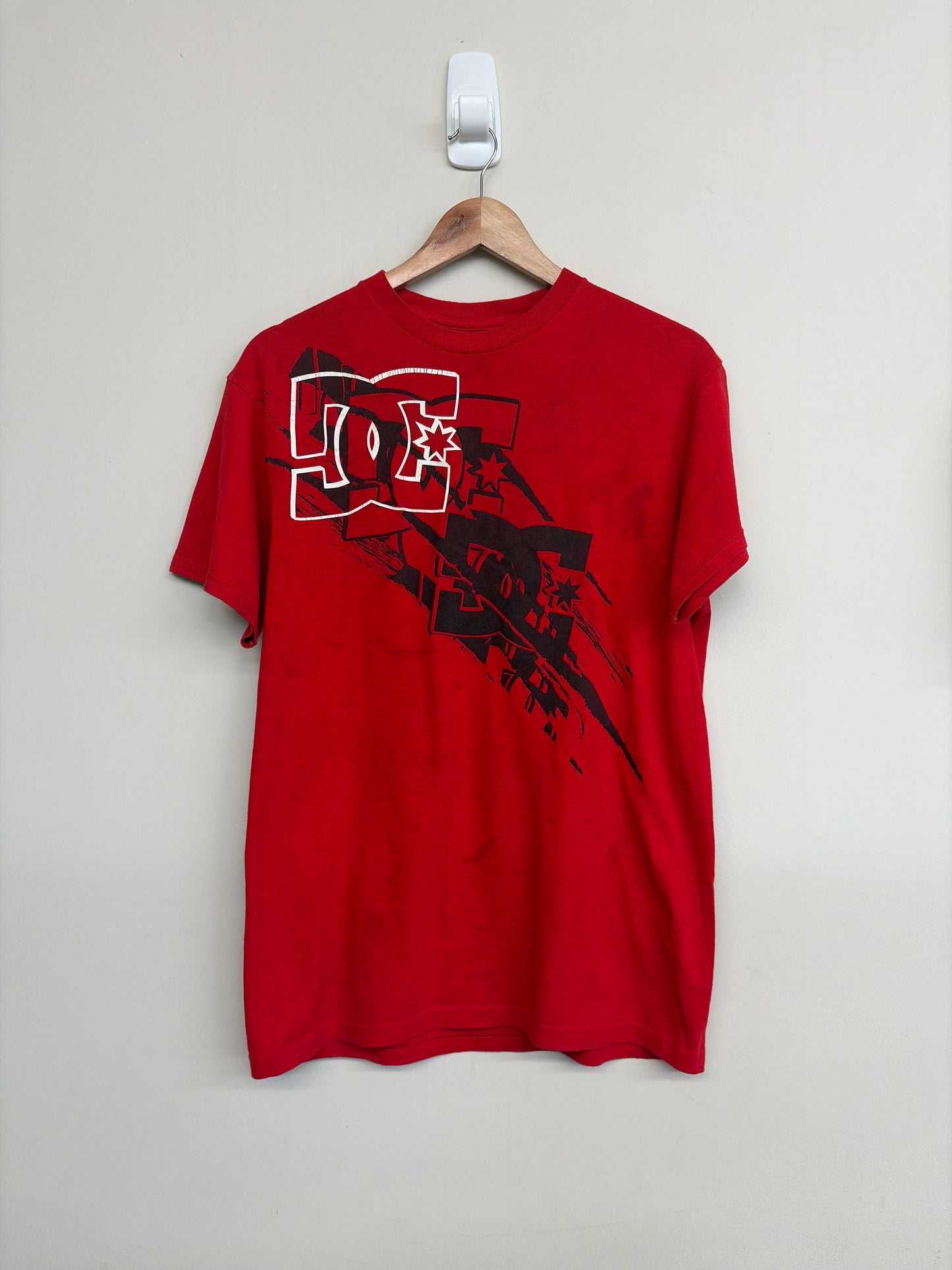 2000s DC T-Shirt Medium/Large
