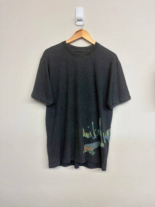 2000s Quiksilver T-Shirt Large