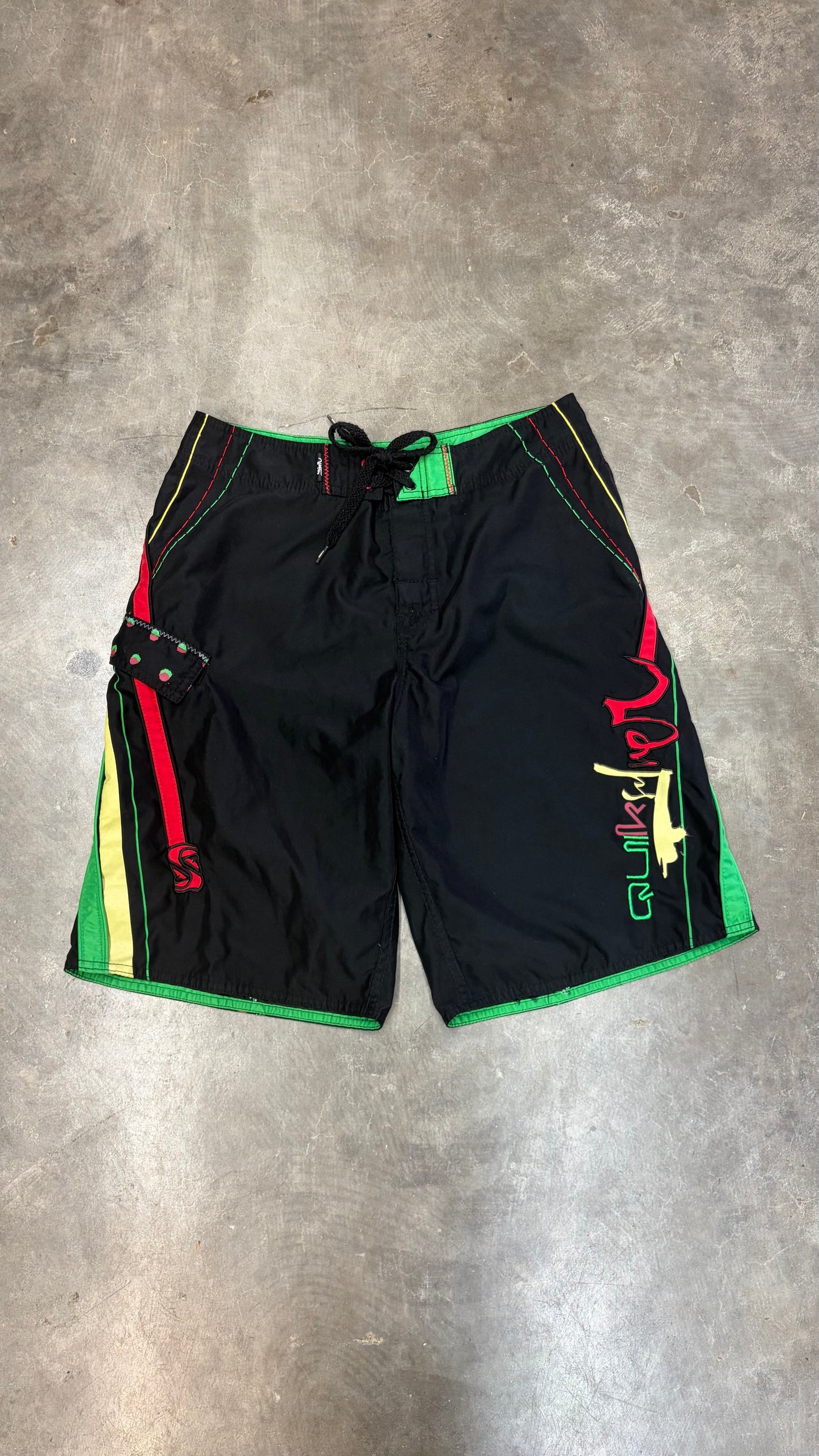 2000s Quiksilver Boardies Size 32”