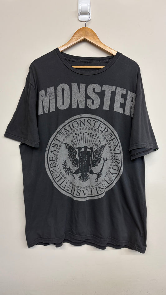 2000s Monster T-Shirt XL
