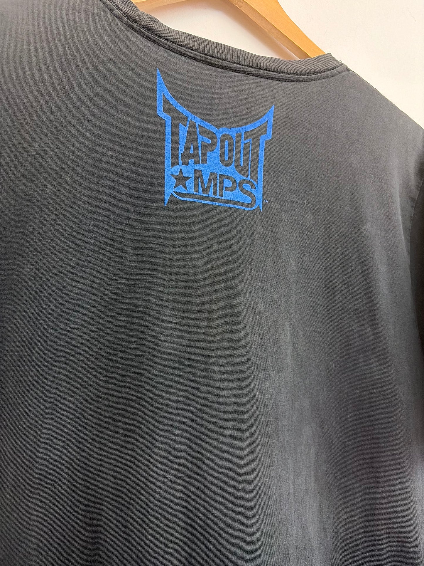 2000s Tapout T-Shirt Large