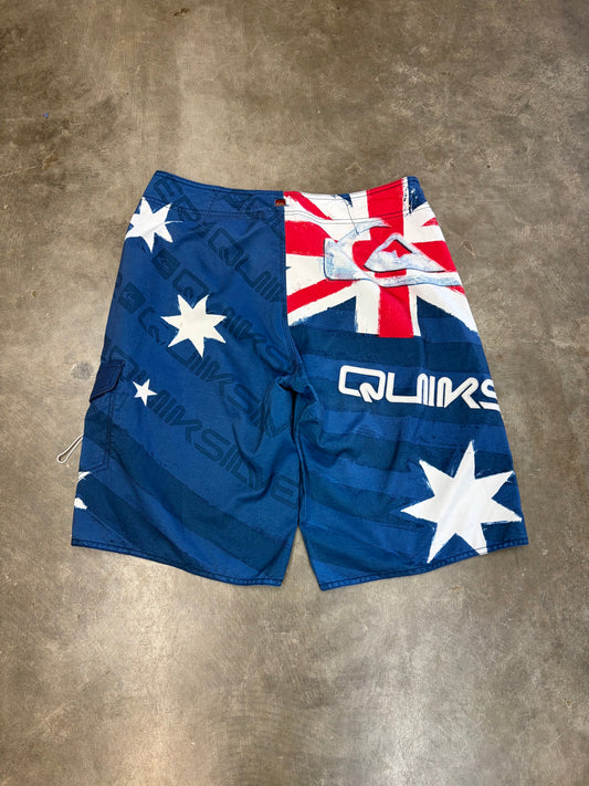 2000s Quiksilver Boardies Size W34-36” (M)
