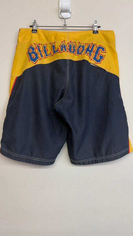 2000s Billabong Boardies Size M W34