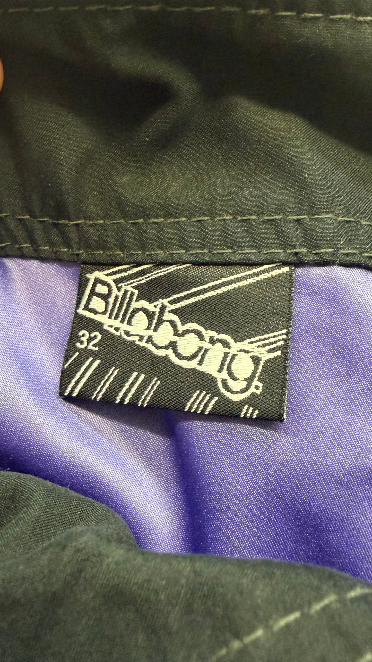 2000s Billabong Boardies Size 33”