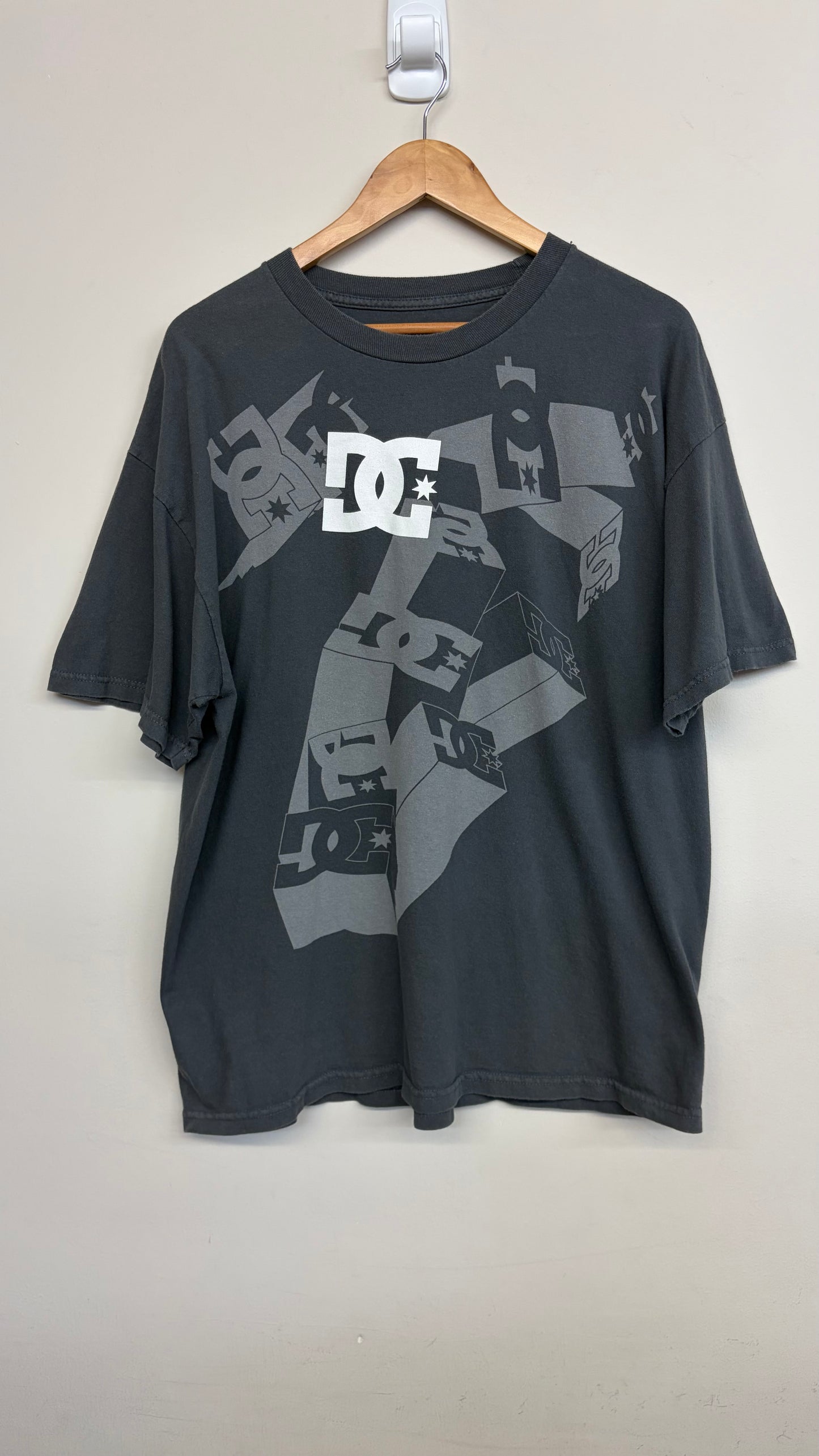 2000s DC T-Shirt XL