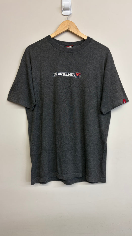 2000s Quiksilver T-Shirt Large