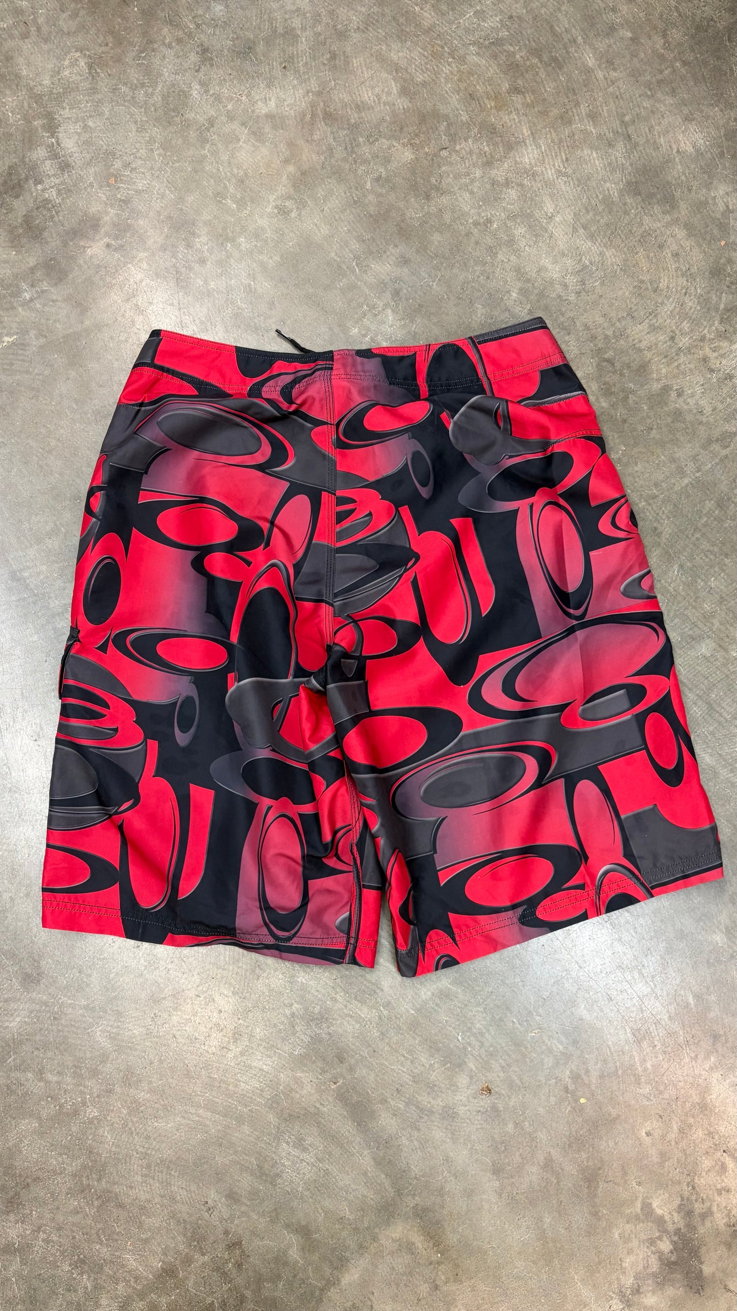 RARE 2000s Oakley Boardshorts 34/36