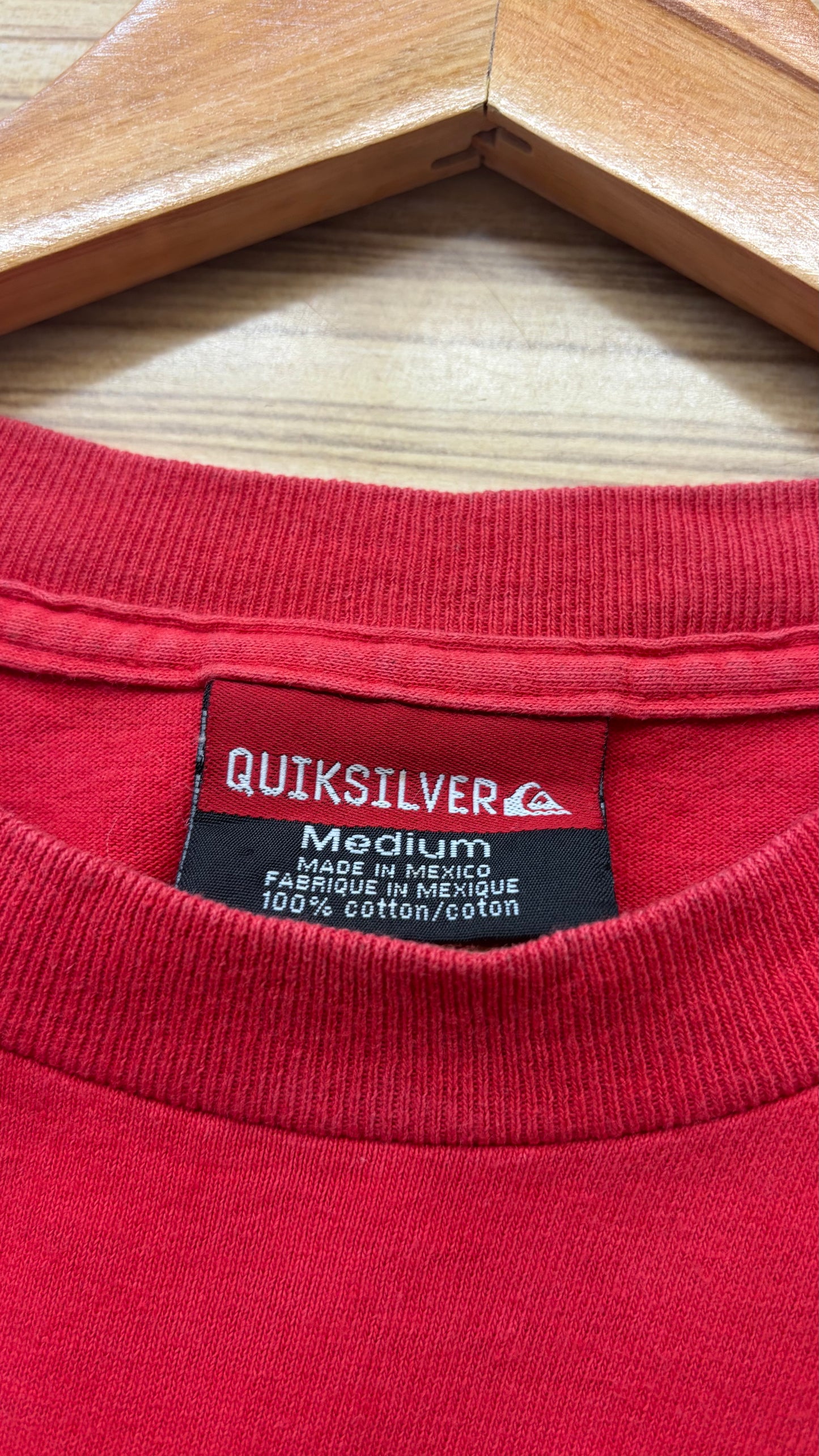 2000s Quiksilver T-Shirt Medium