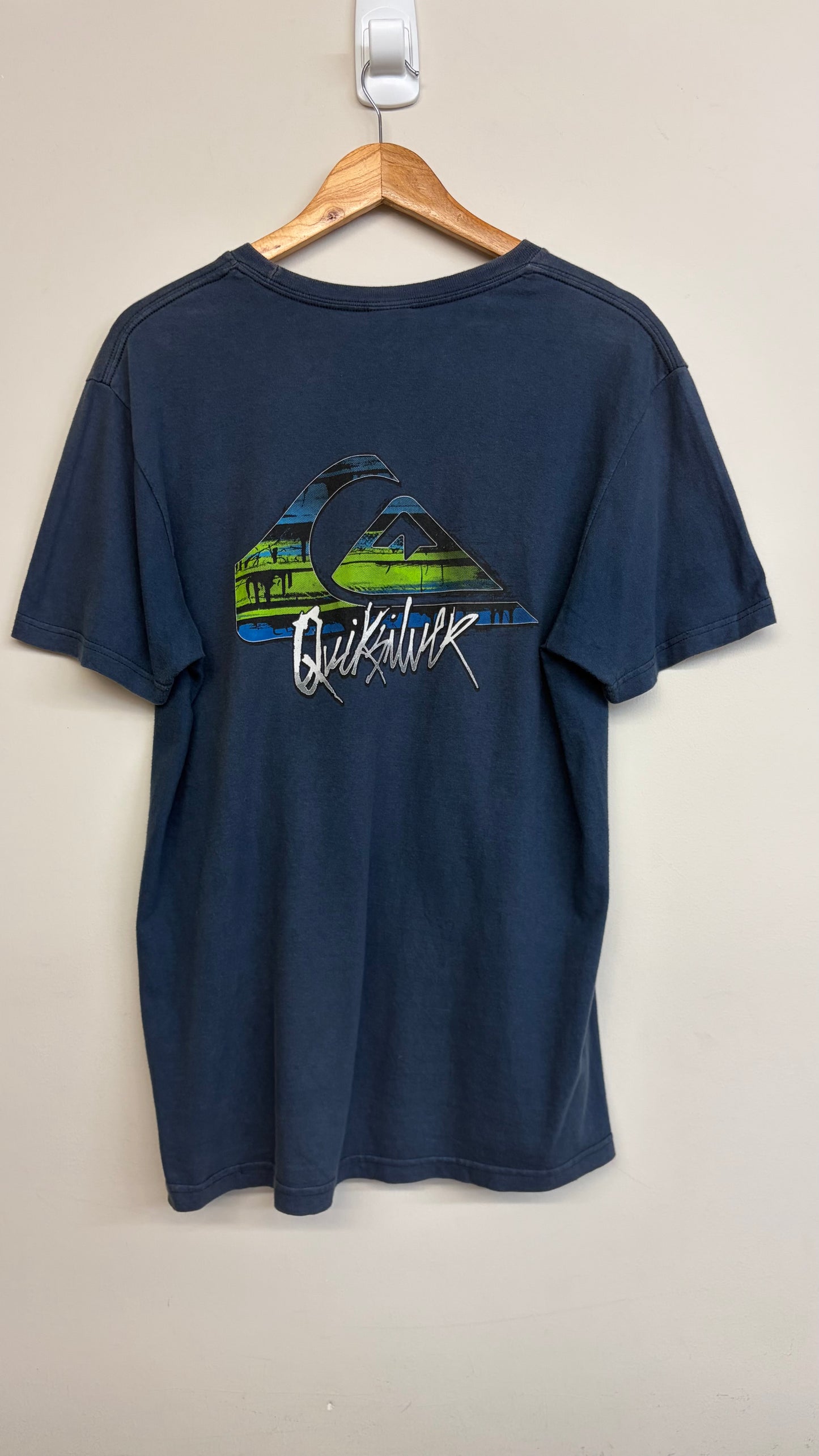 2000s Quiksilver T-Shirt L