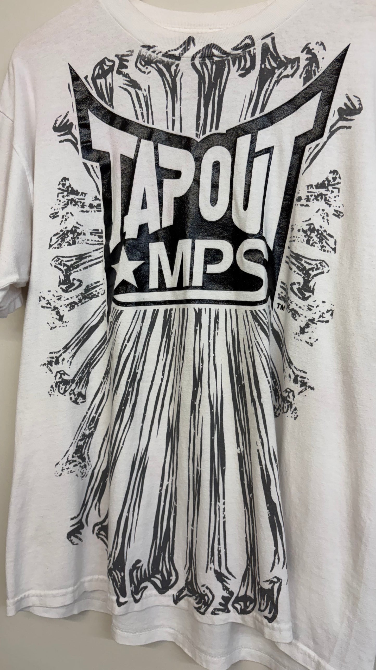 2000s Tapout T-Shirt M