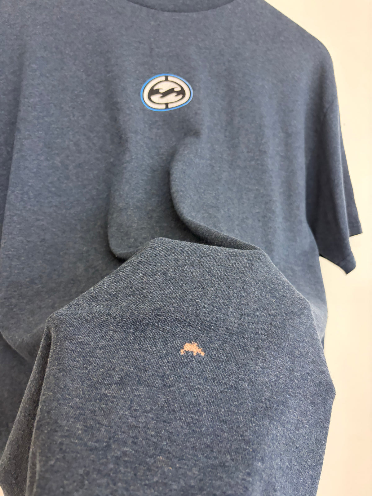 2000s Billabong T-Shirt Medium