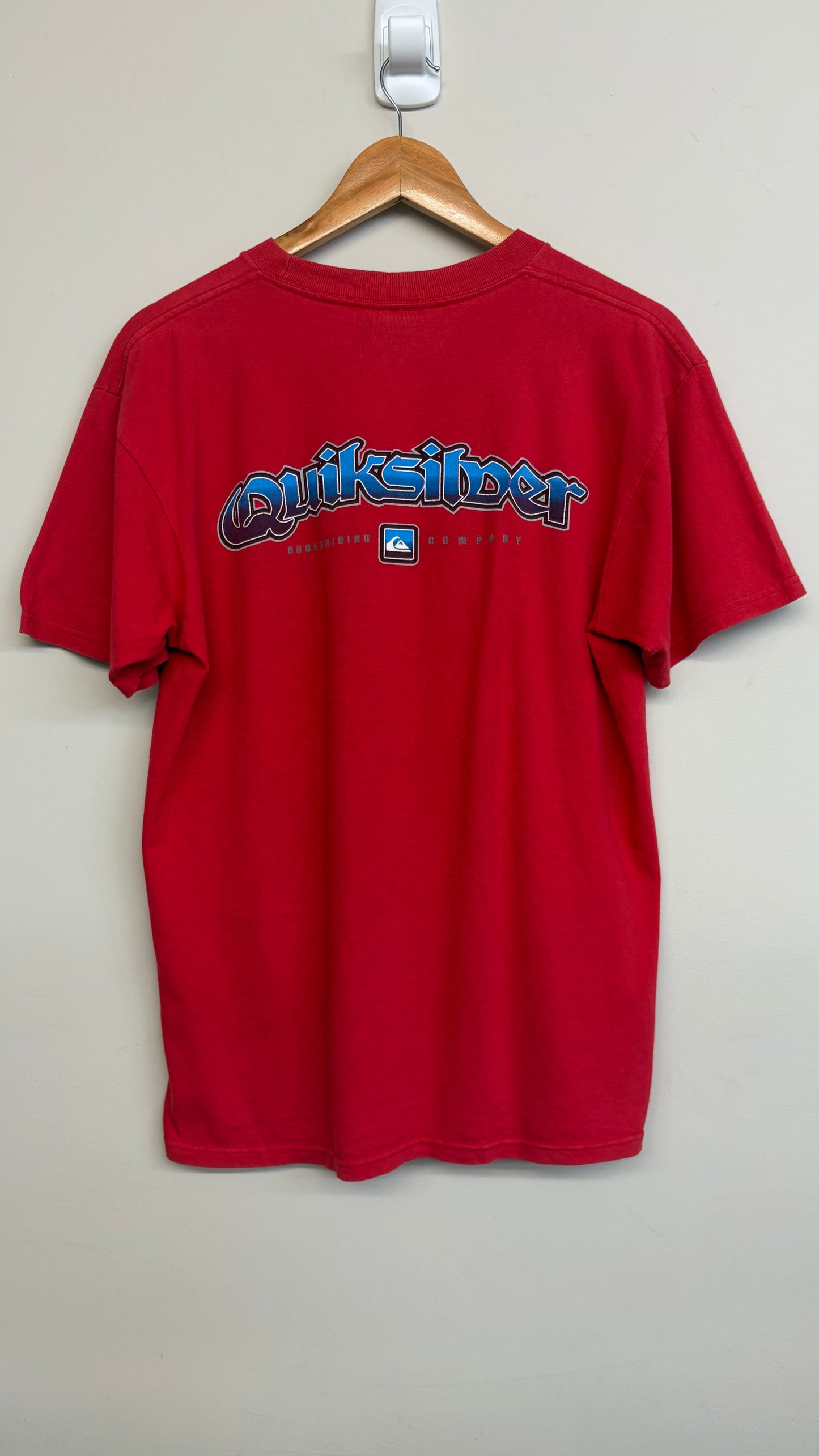2000s Quiksilver T-Shirt Medium