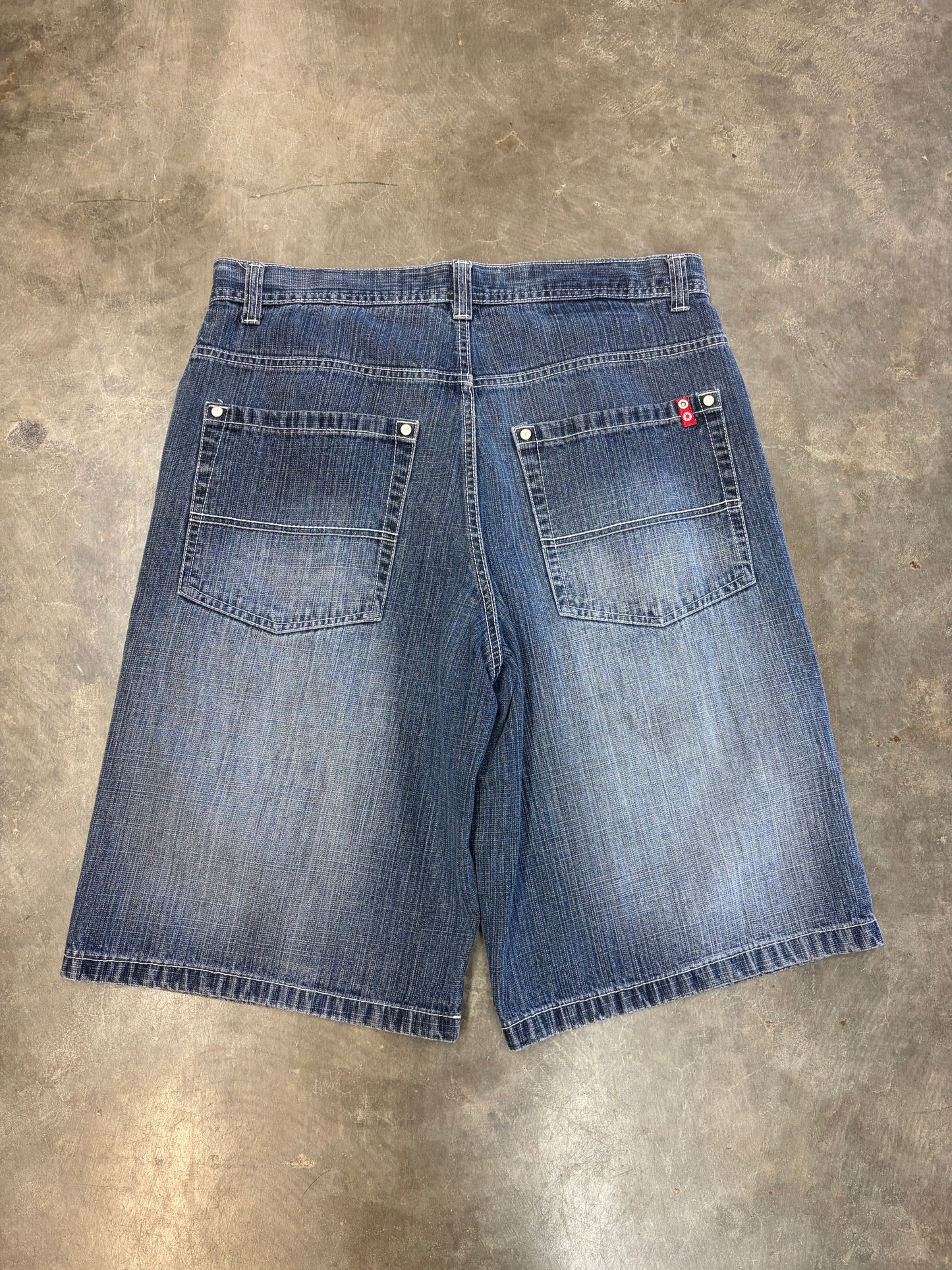 2000s Southpole Redtab Jorts W36”
