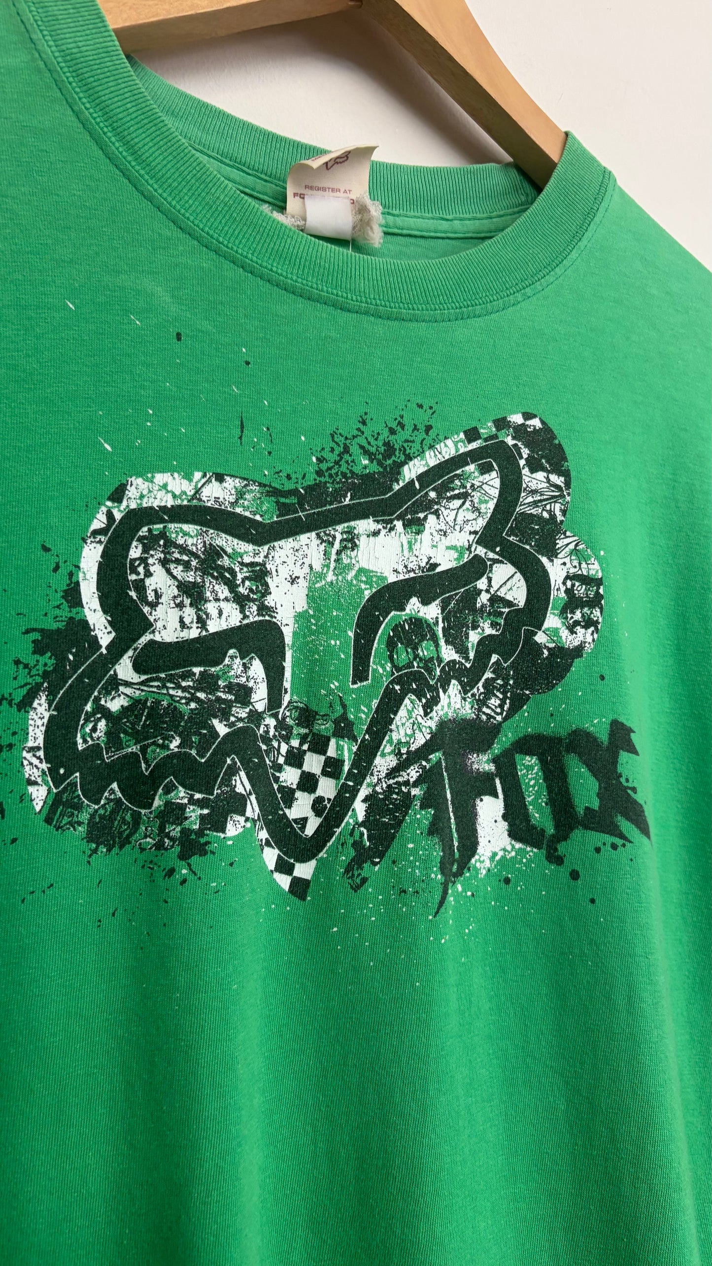 2000s Fox T-Shirt Medium