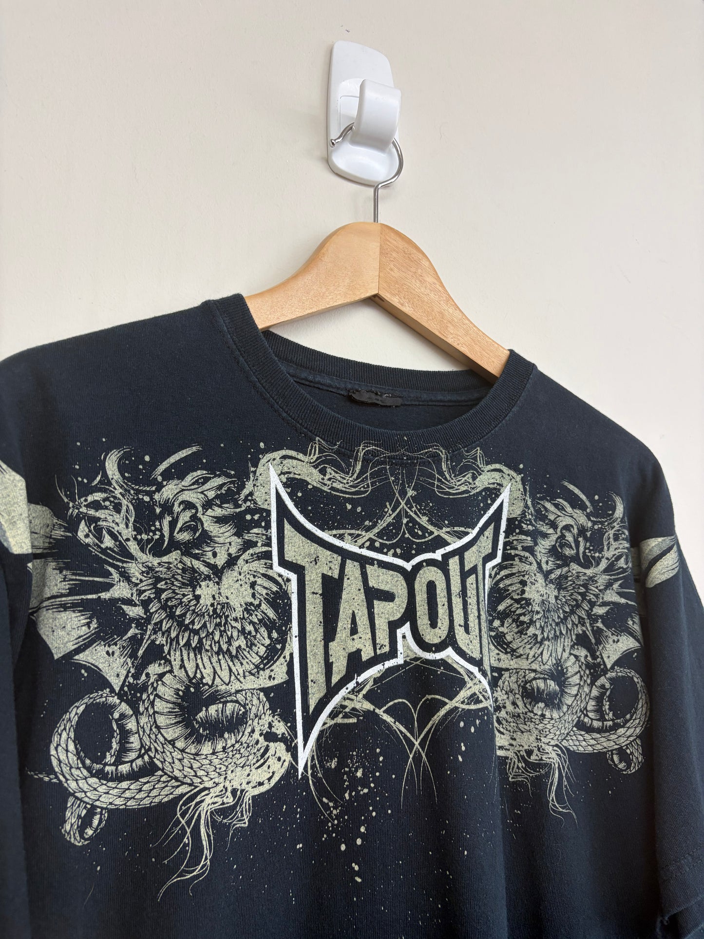 2000s Tapout T-Shirt (RARE) Medium