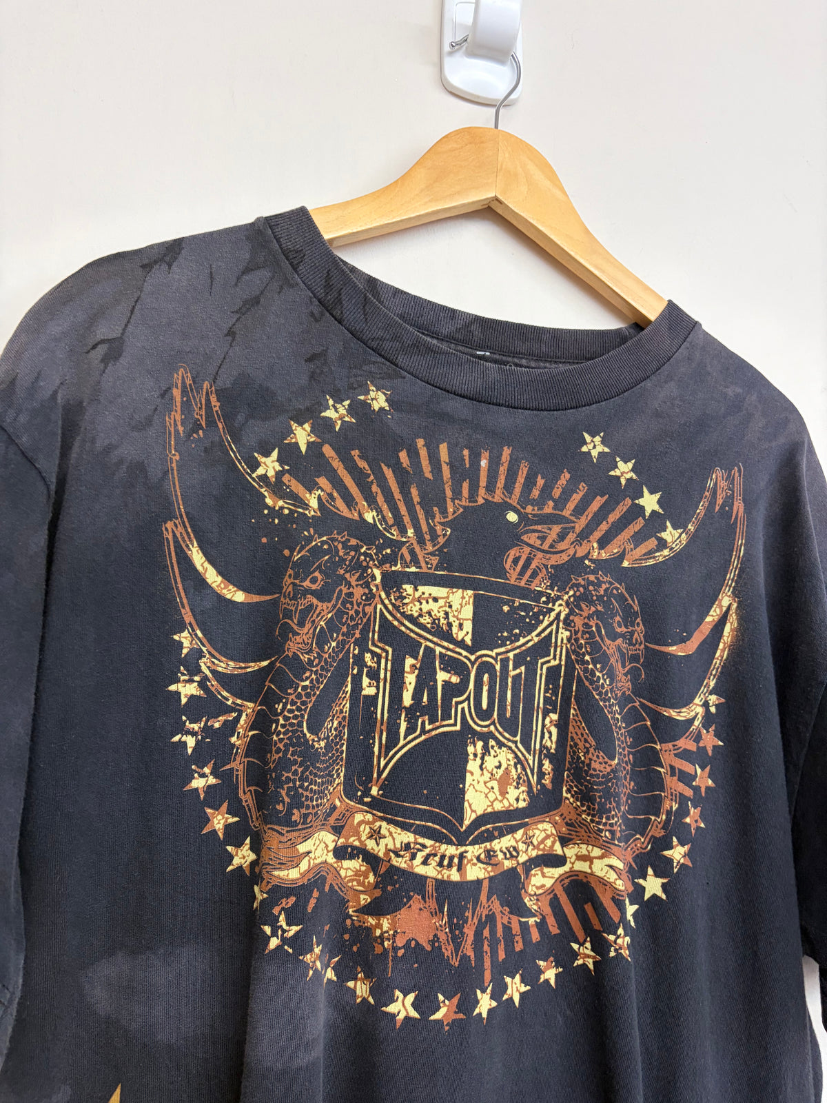 2000s Tapout T-Shirt Large