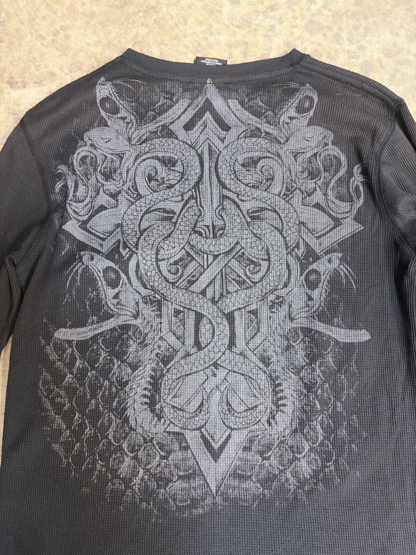 2000s MMA Elite (RARE) Thermal Long-Sleeve Shirt Medium