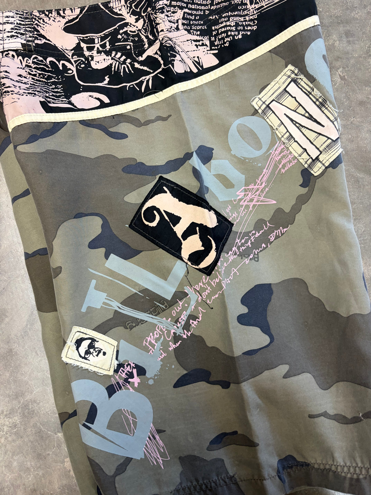 2000s Billabong Boardies Size W34” (M)