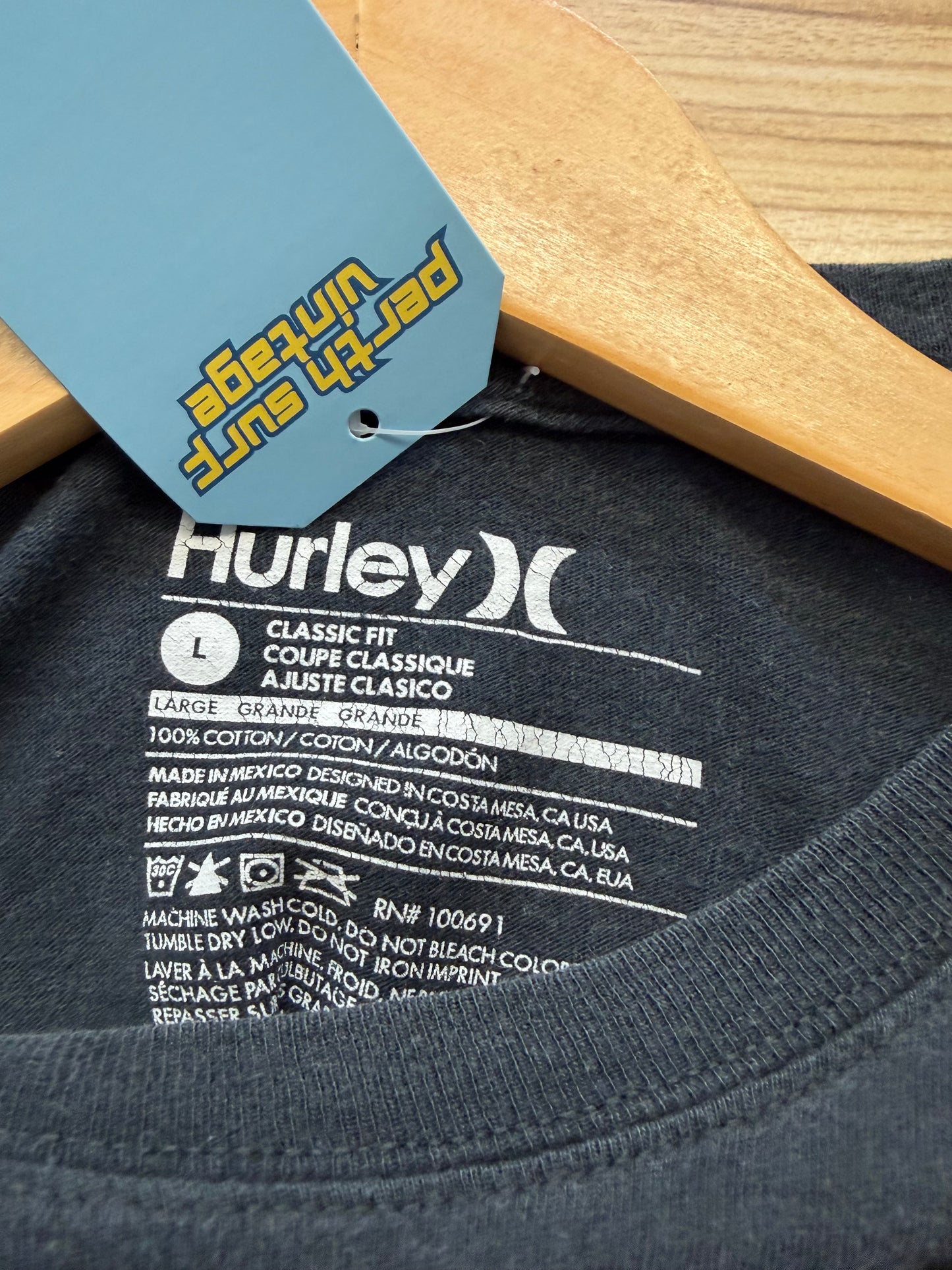 2000s Hurley T-Shirt Large