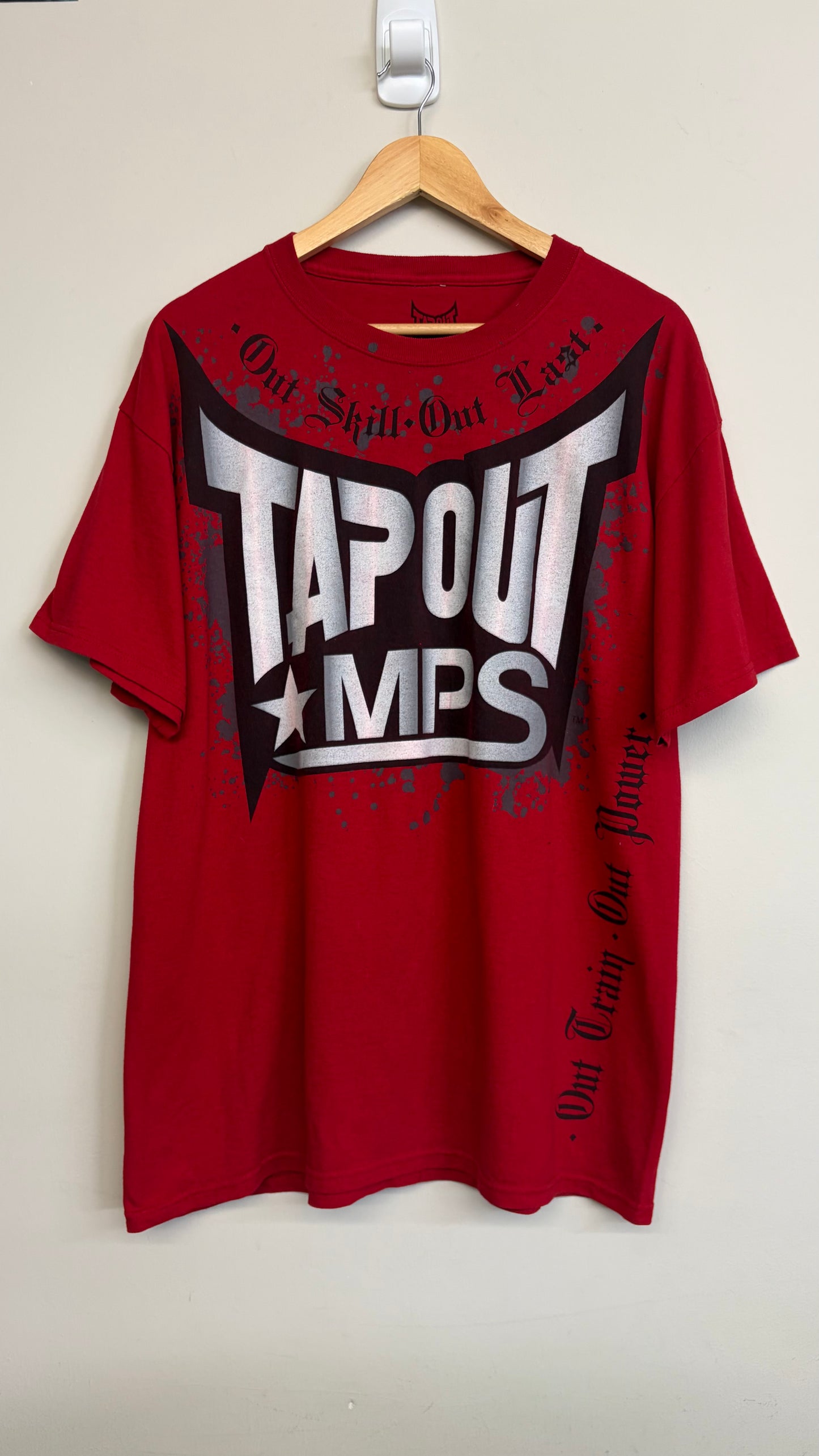 2000s Tapout T-Shirt XL
