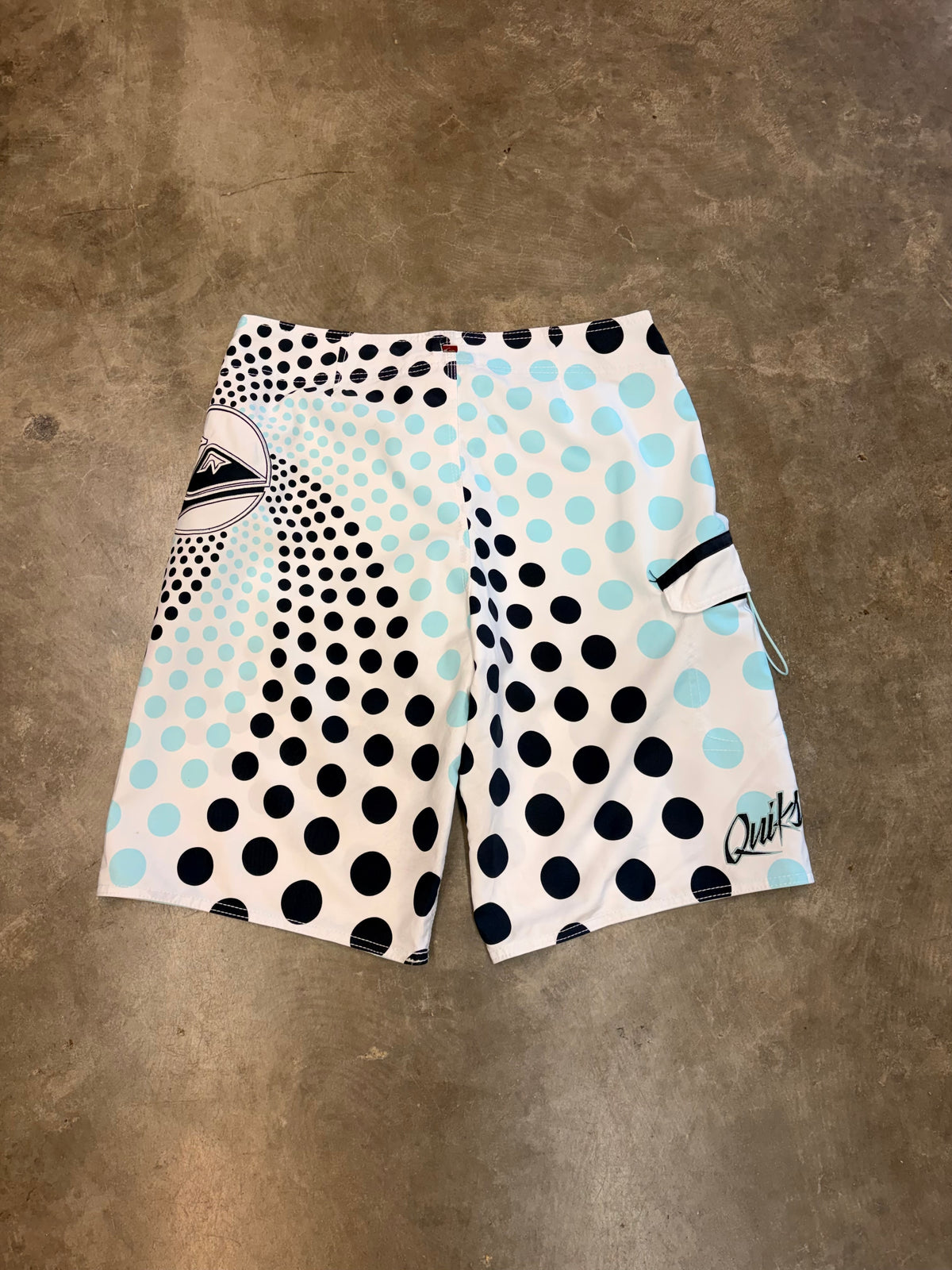 2000s Quiksilver Boardies Size W33” (M)
