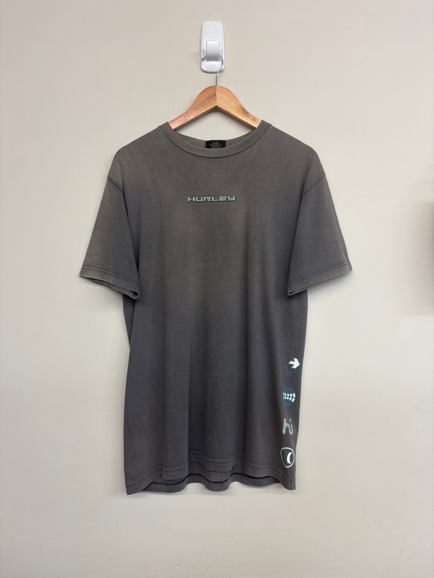 2000s Hurley T-Shirt Large