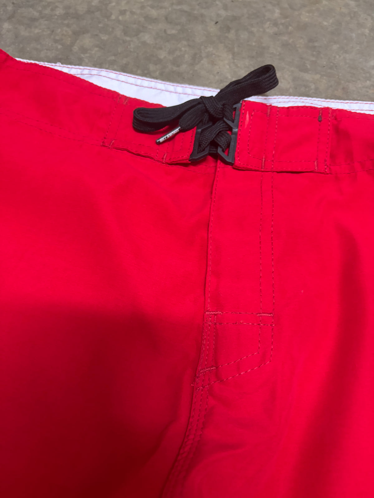 2000s Billabong Boardies Size W34”