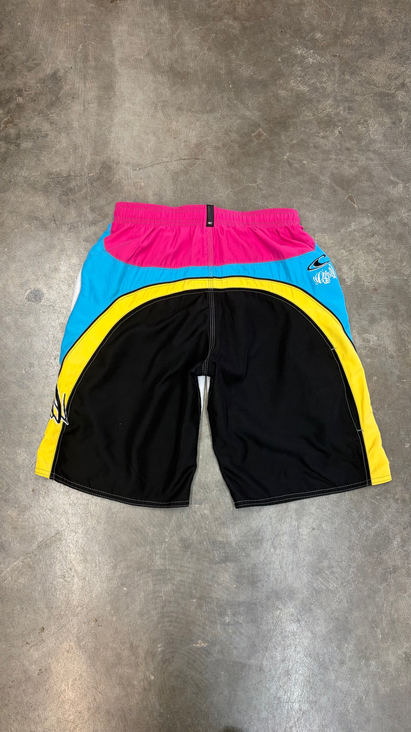 2000s O’Neill Boardies Size 26”