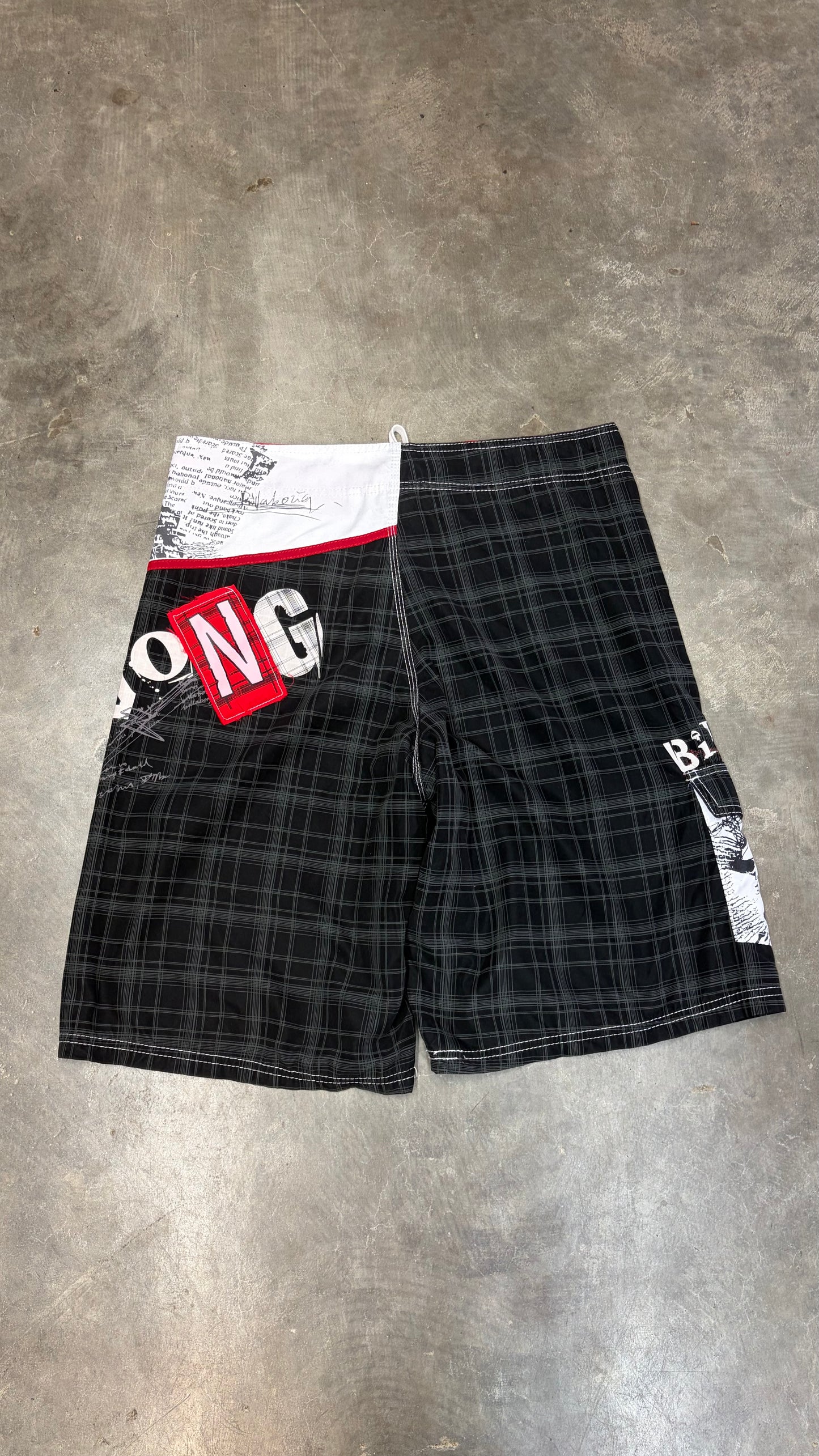 2000s Billabong Boardies 35-36