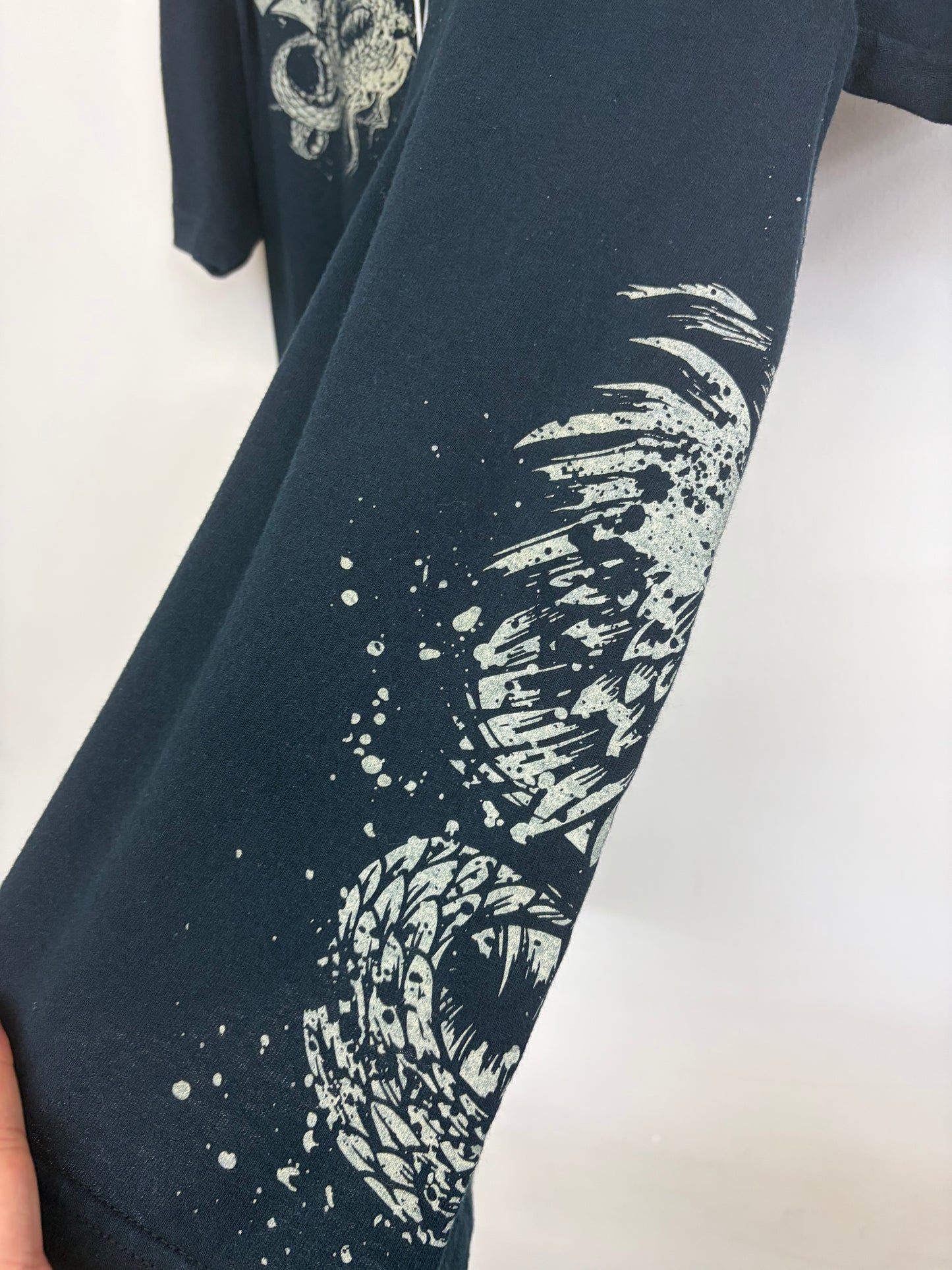 2000s Tapout T-Shirt (RARE) Medium