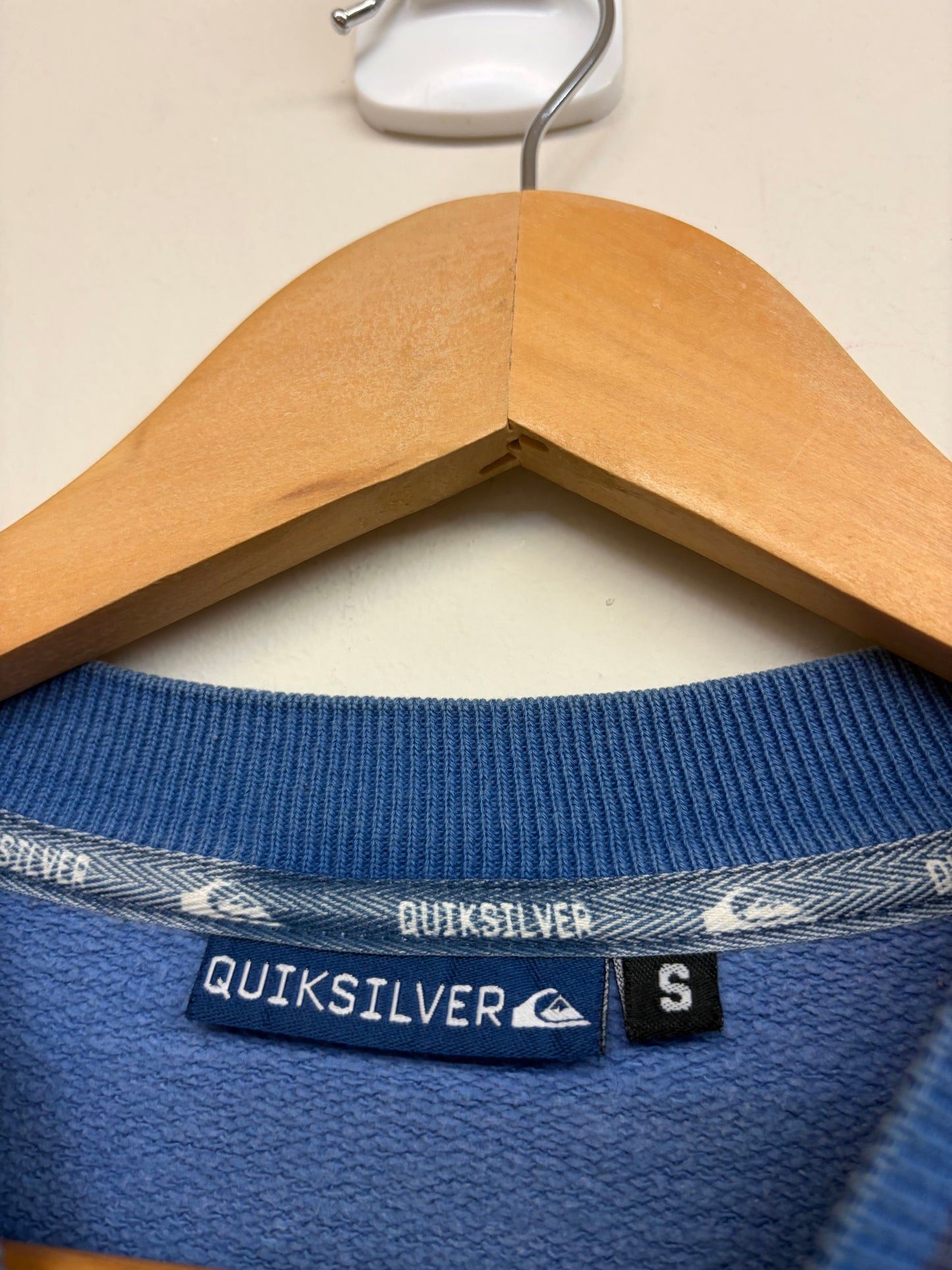2000s Quiksilver Sweater Small