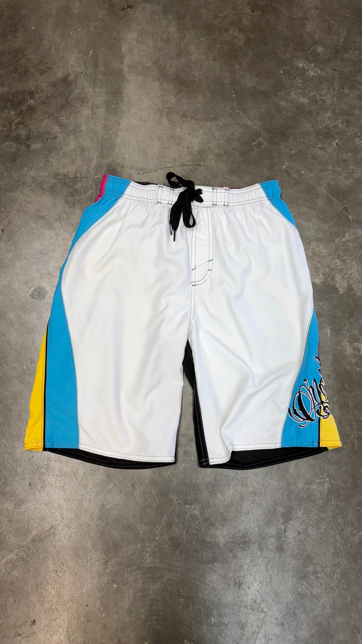 2000s O’Neill Boardies Size 26”