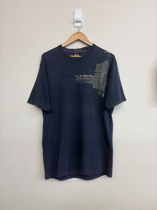 2000s Oakley T-Shirt Large