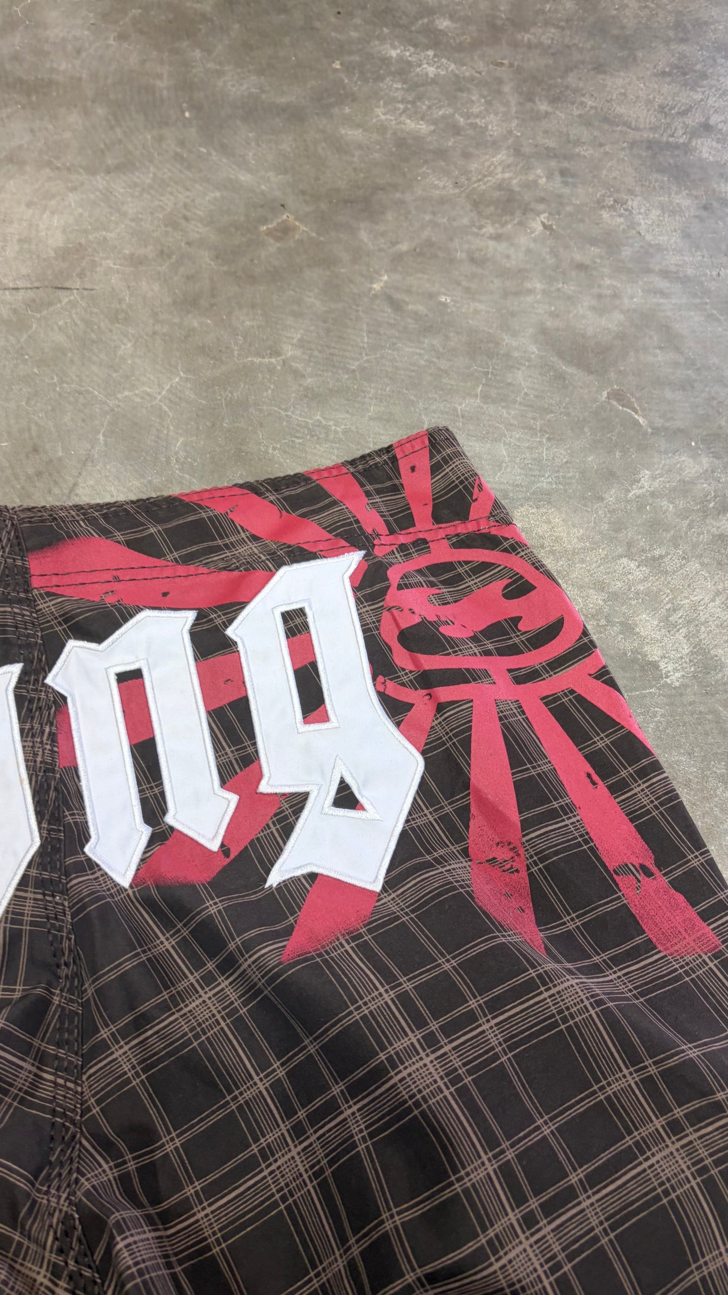 2000s Billabong Boardies Size 35”