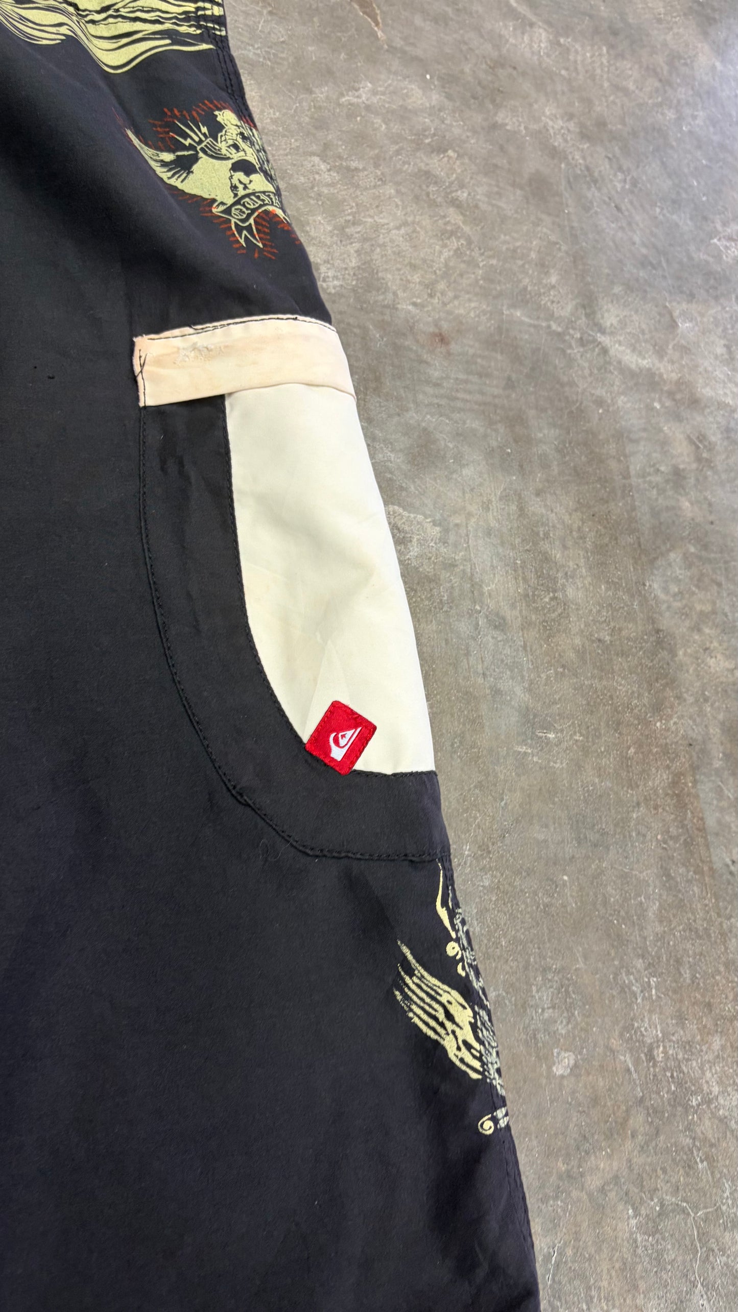 2000s Quiksilver Boardies 32”
