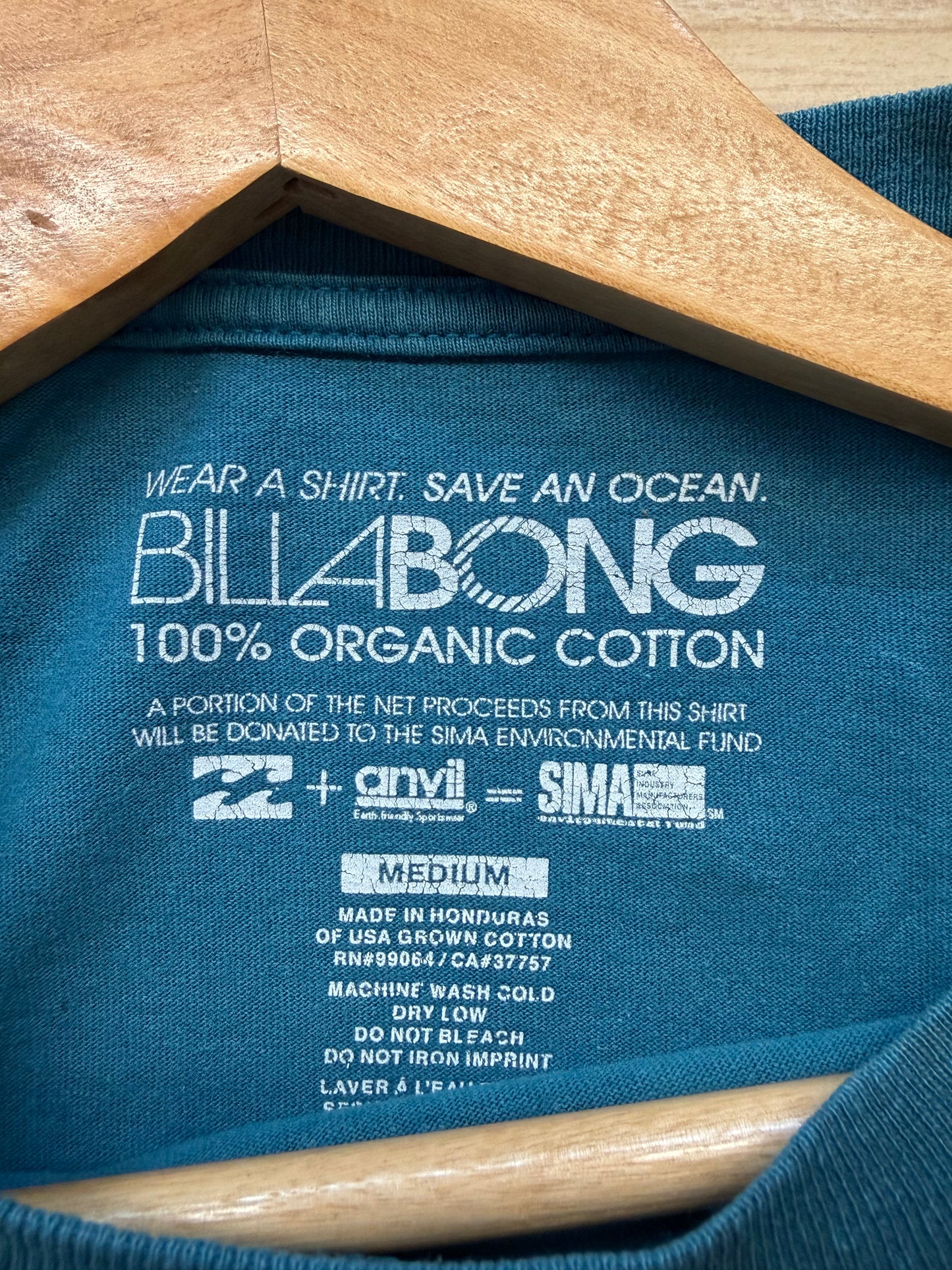 2000s Billabong T-Shirt Medium