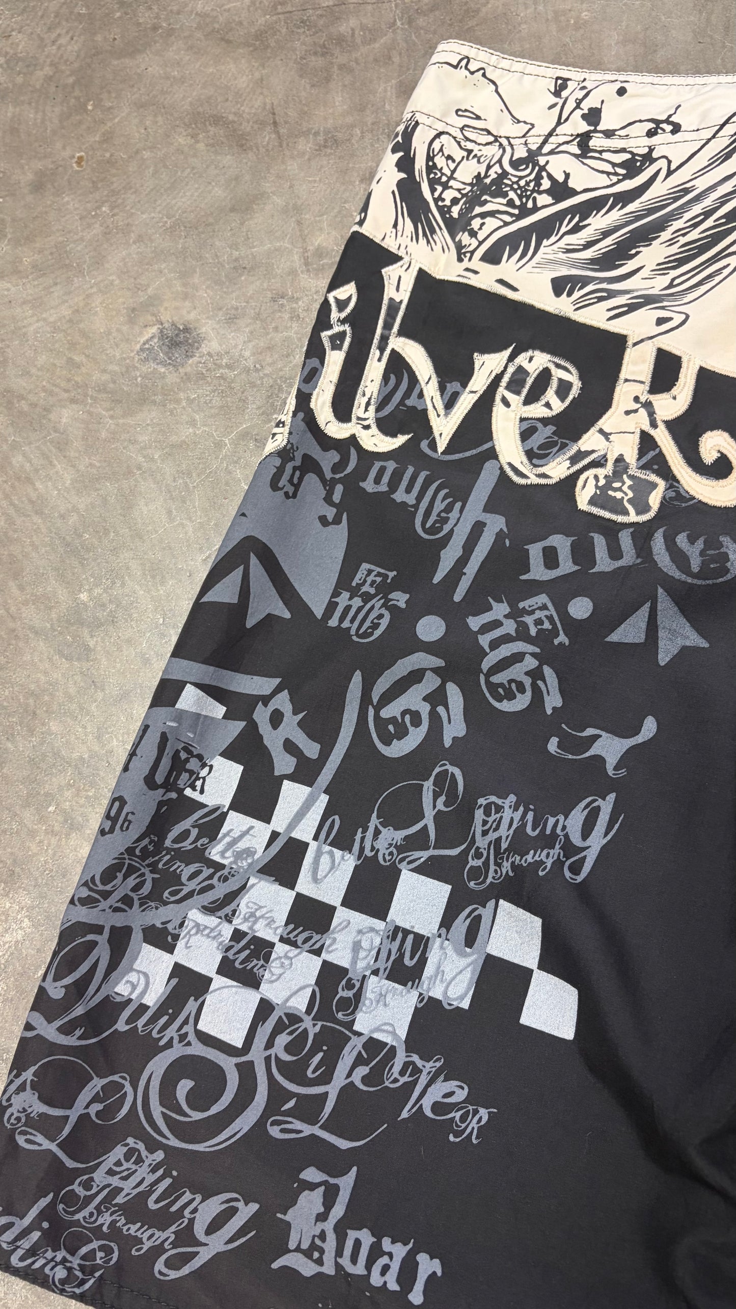 2000s Quiksilver Boardies 32”