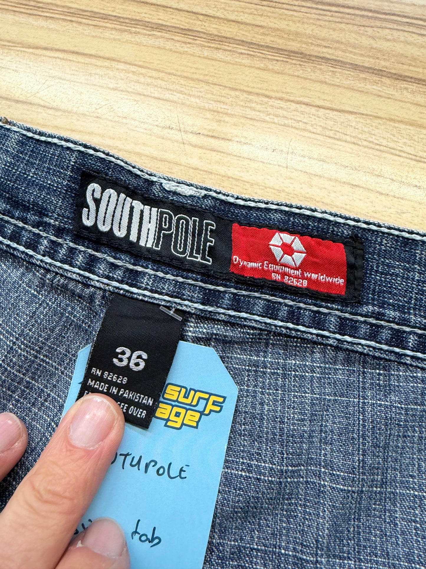 2000s Southpole Redtab Jorts W36”