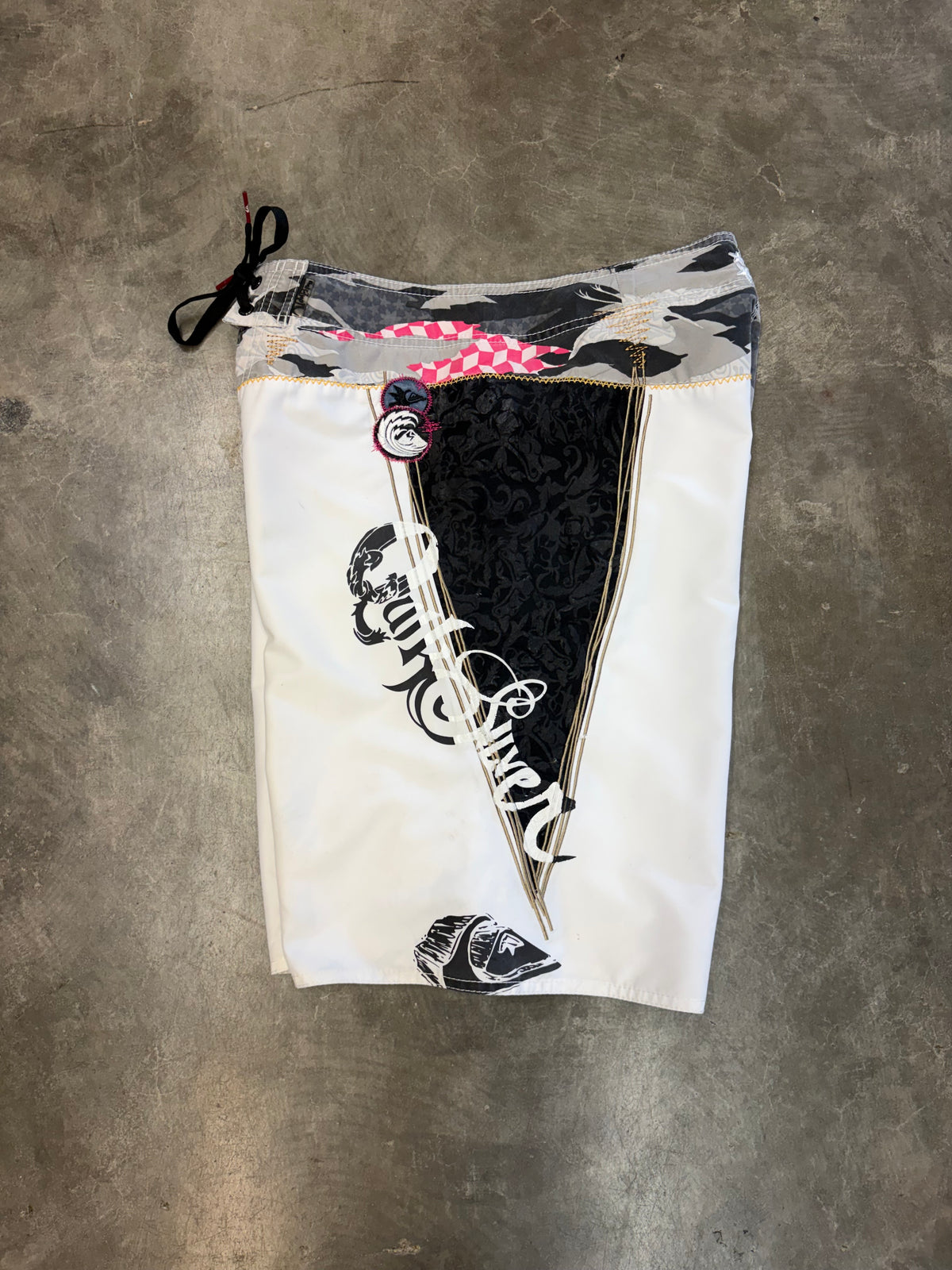 2000s Quiksilver Boardies Size W32 (M)