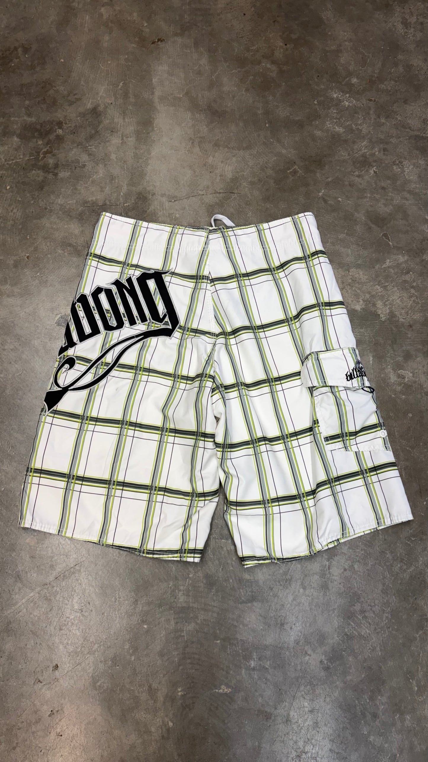 2000s Billabong Boardies Size 33